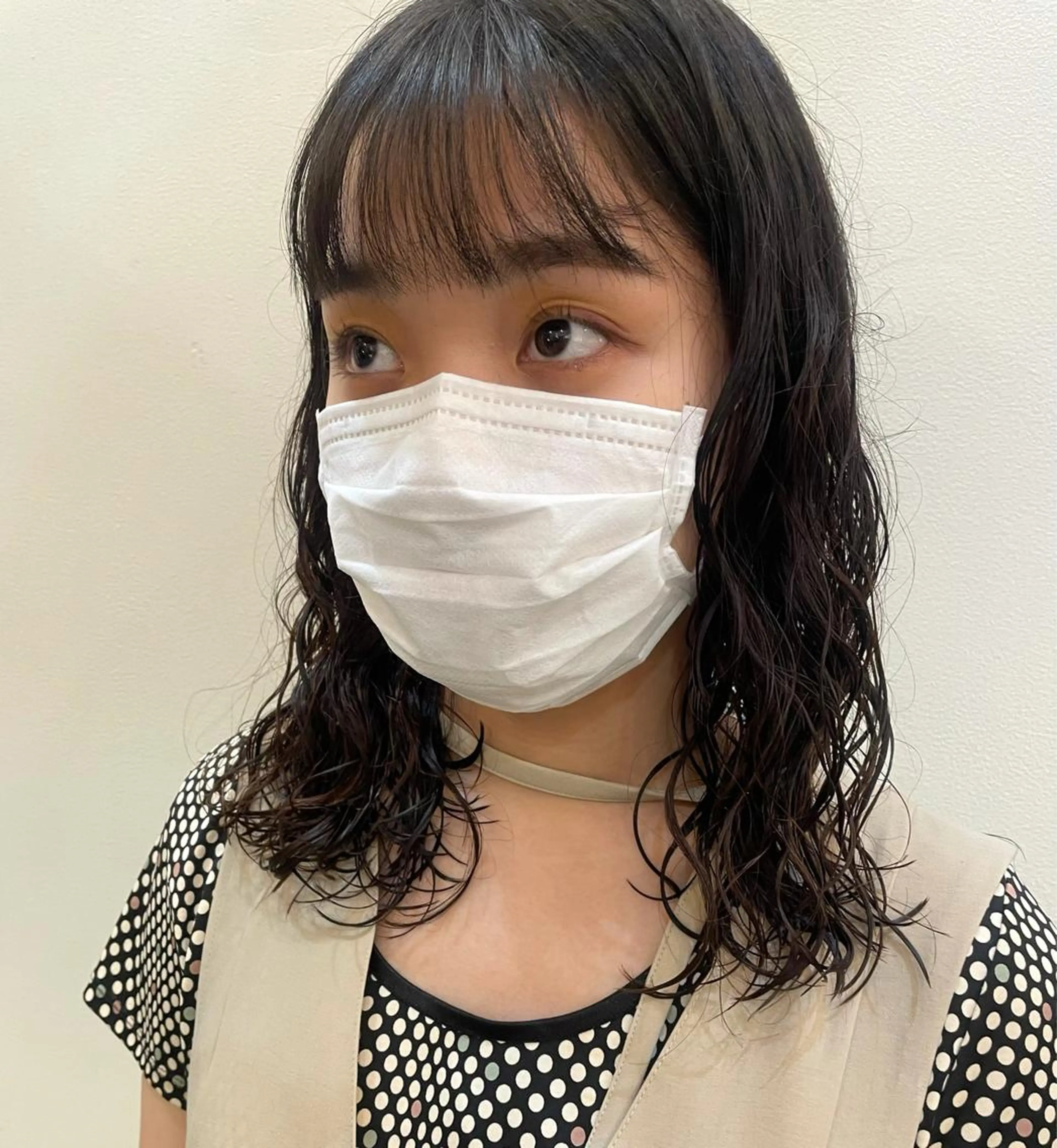 セミロング パーマ カット ヘアカラー トリートメント 坂田 友梨奈のヘアスタイル