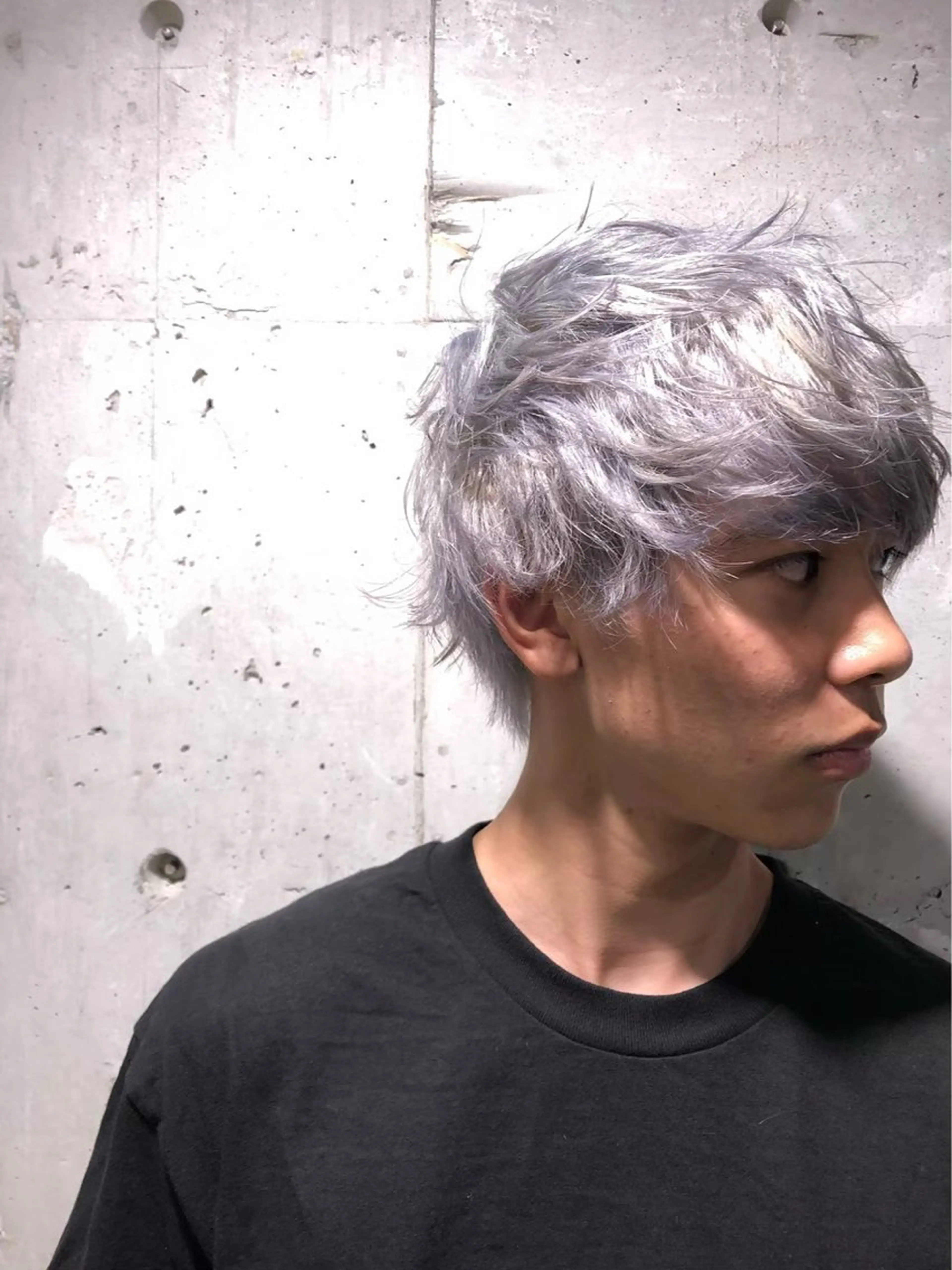 カラー メンズ ダブルカラー シルバー SHOEI 【nero】のヘアスタイル