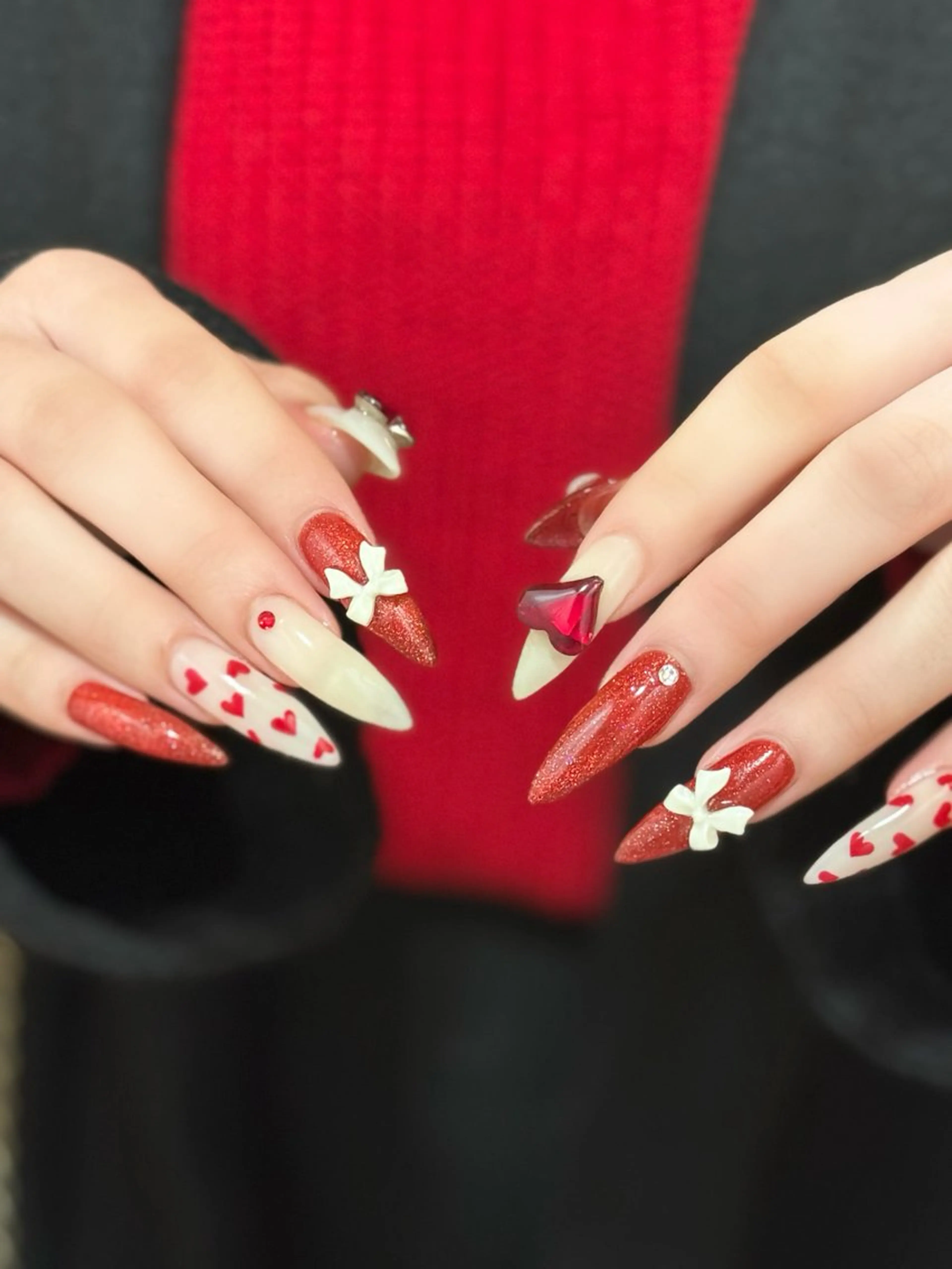 ネイル ホワイト ハンドネイル each kiyokaのネイルデザイン