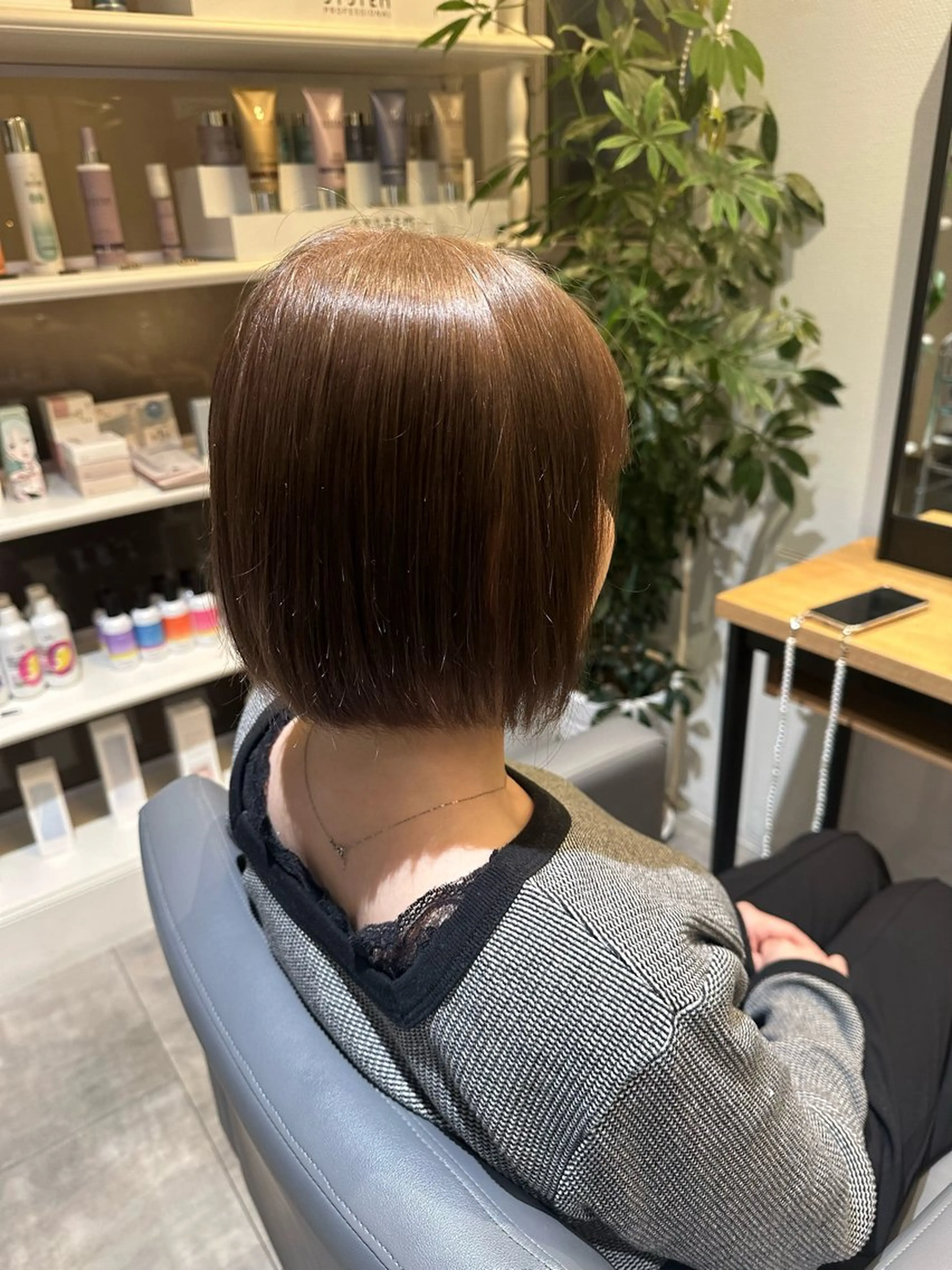ミディアム カラー ベージュカラー CAF所属・渚音 nanoのヘアスタイル