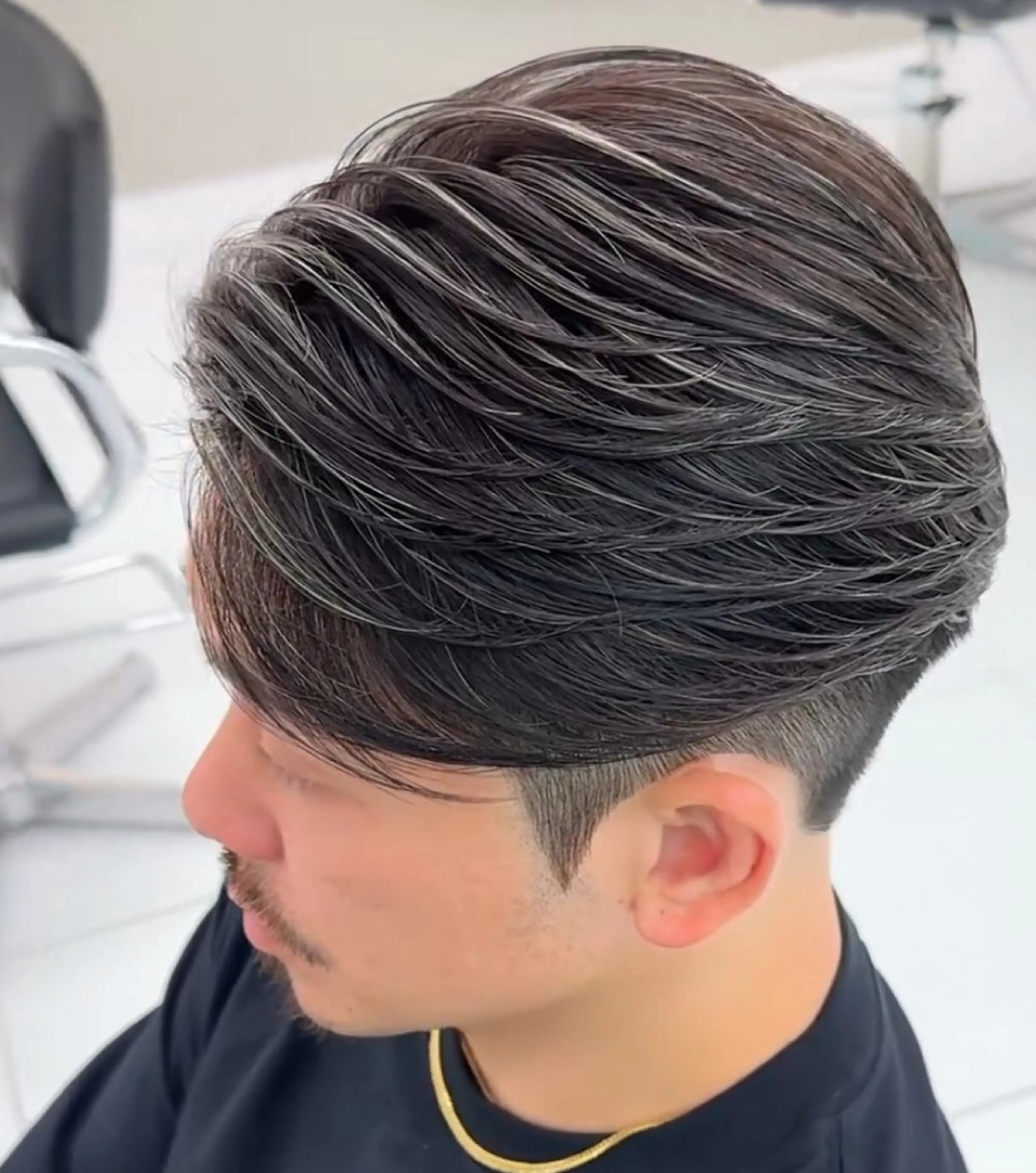 メンズ センターパート メンズハイライト メンズメッシュ カット ヘアカラー 大人メッシュ/ ハイライト/ぽんのヘアスタイル