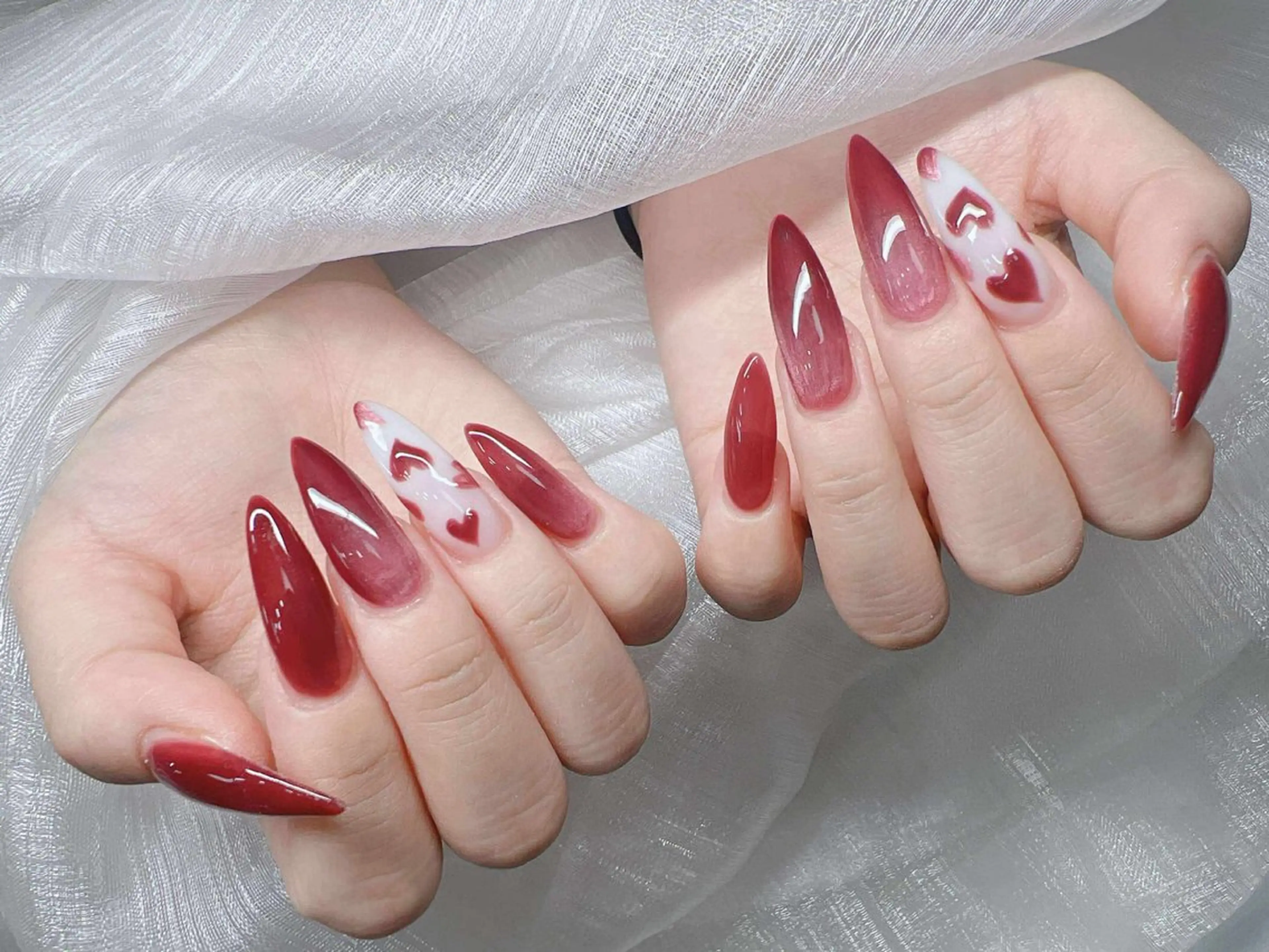 ネイル 長さ出し グラデーション 卒業式 キラキラネイル マグネットネイル ハンドネイル Lee Nailsのネイルデザイン