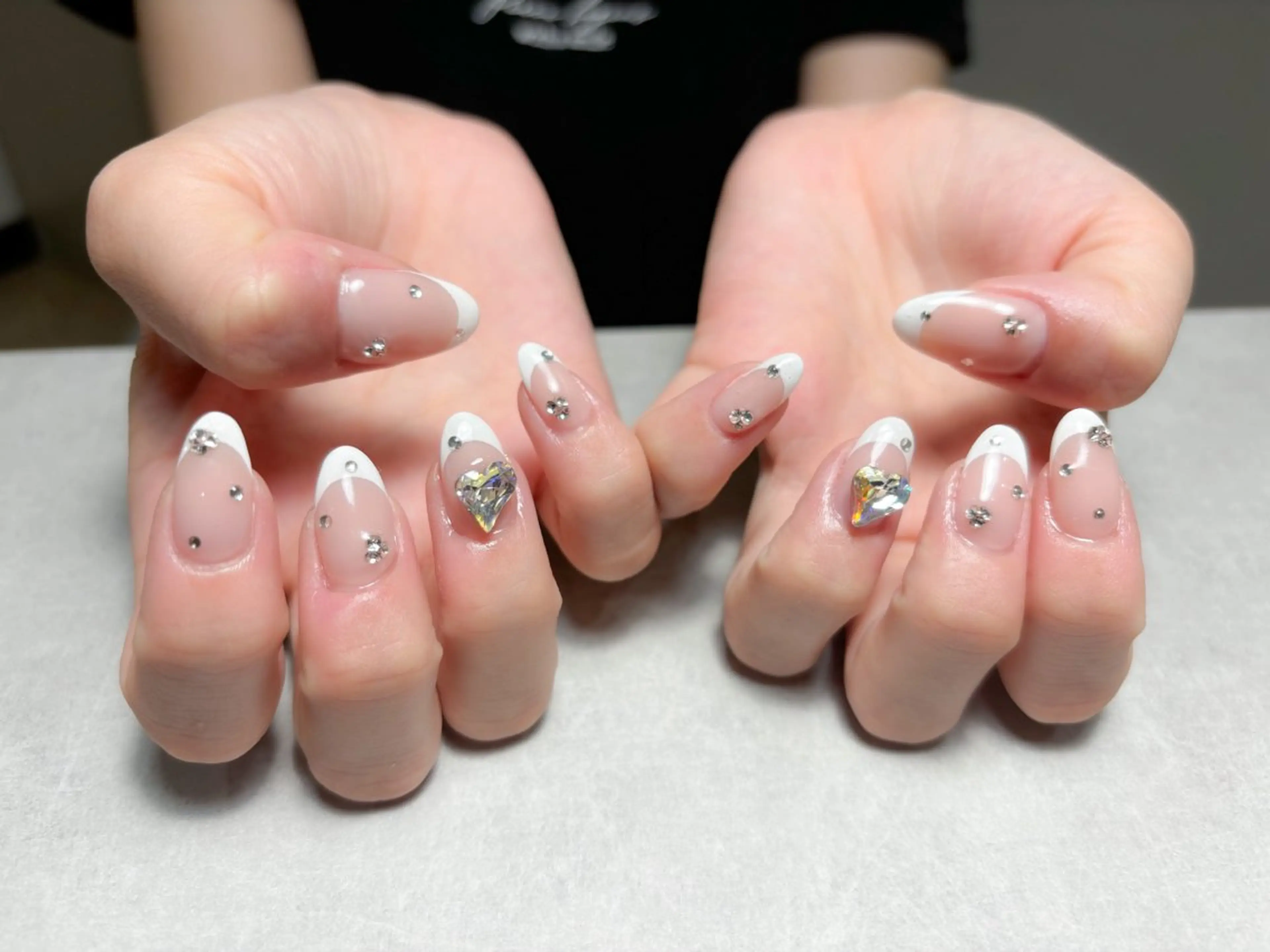 ネイル アートネイル フレンチネイル ジェルネイル 韓国ネイル パラジェル ハンドネイル BEAUTY SALON yc.hacci所属・SALON yc.hacciのマツエク・マツパデザイン