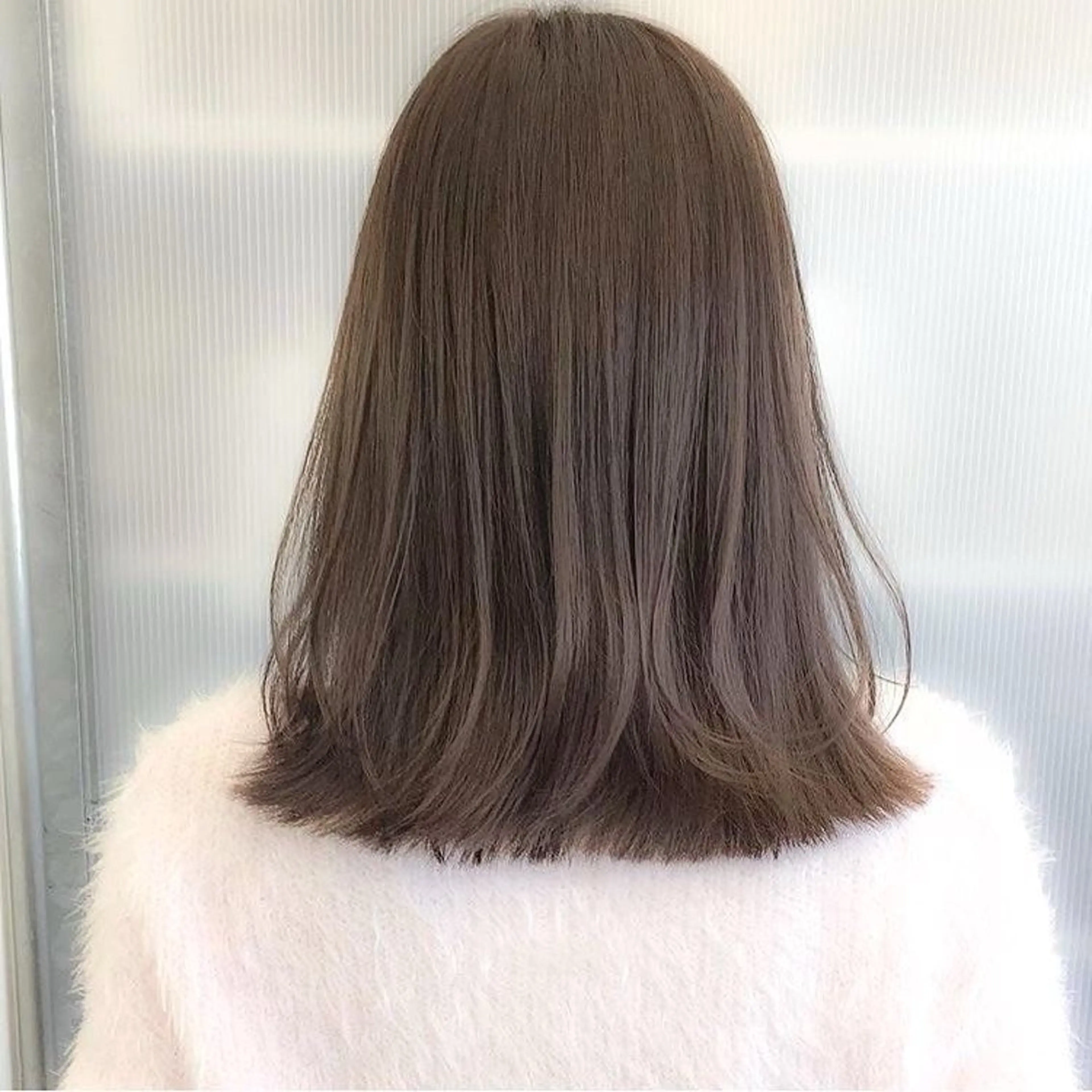 セミロング カラー SOYON星ヶ丘所属・👟SOYONトレン ドヘアともし🩶のヘアスタイル