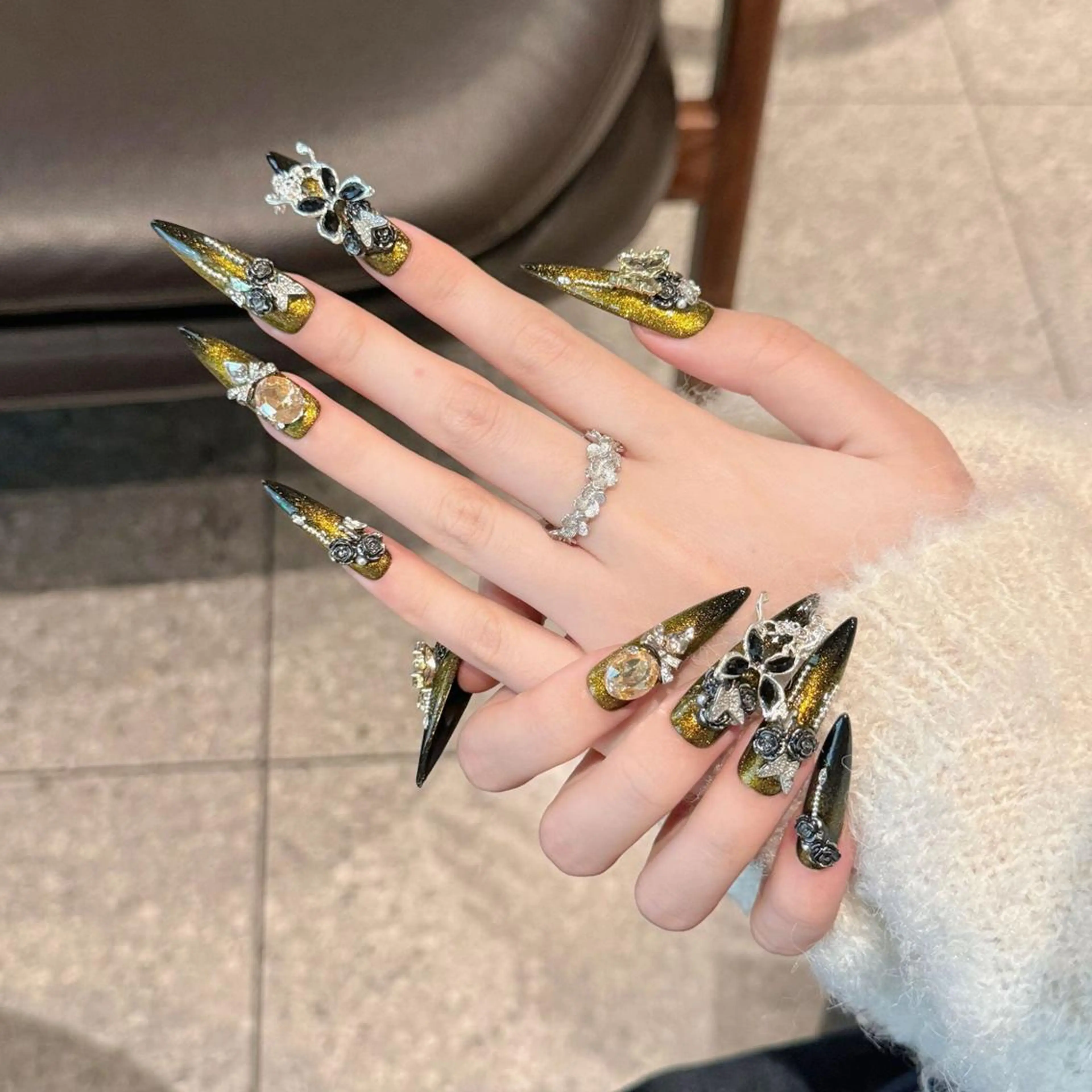 ネイル ジェルネイル スカルプネイル ネイルチップ KIMI 🐰のネイルデザイン