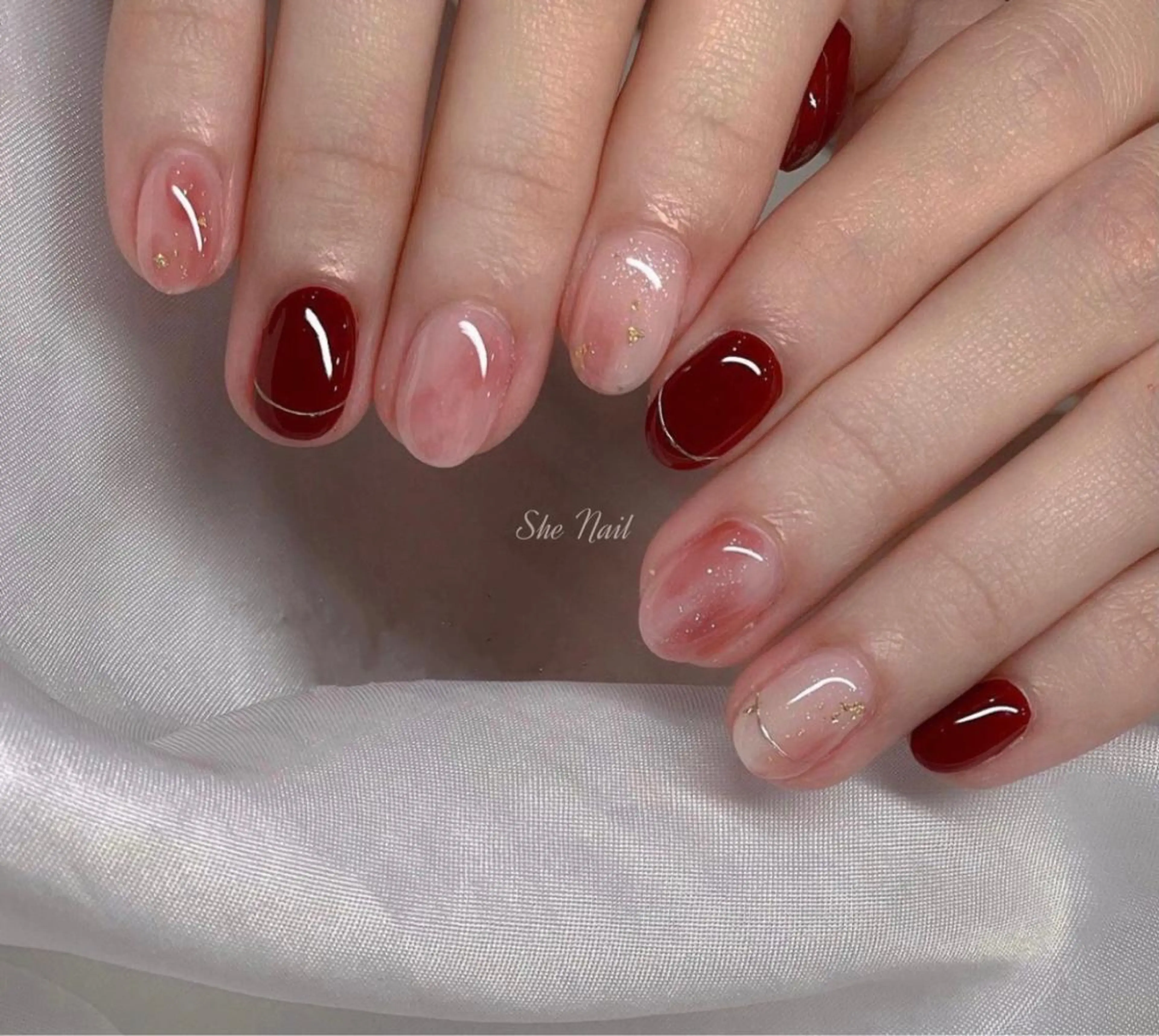 ネイル ニュアンスネイル ハンドネイル She   Nail所属・ISA_ BELLAのネイルデザイン