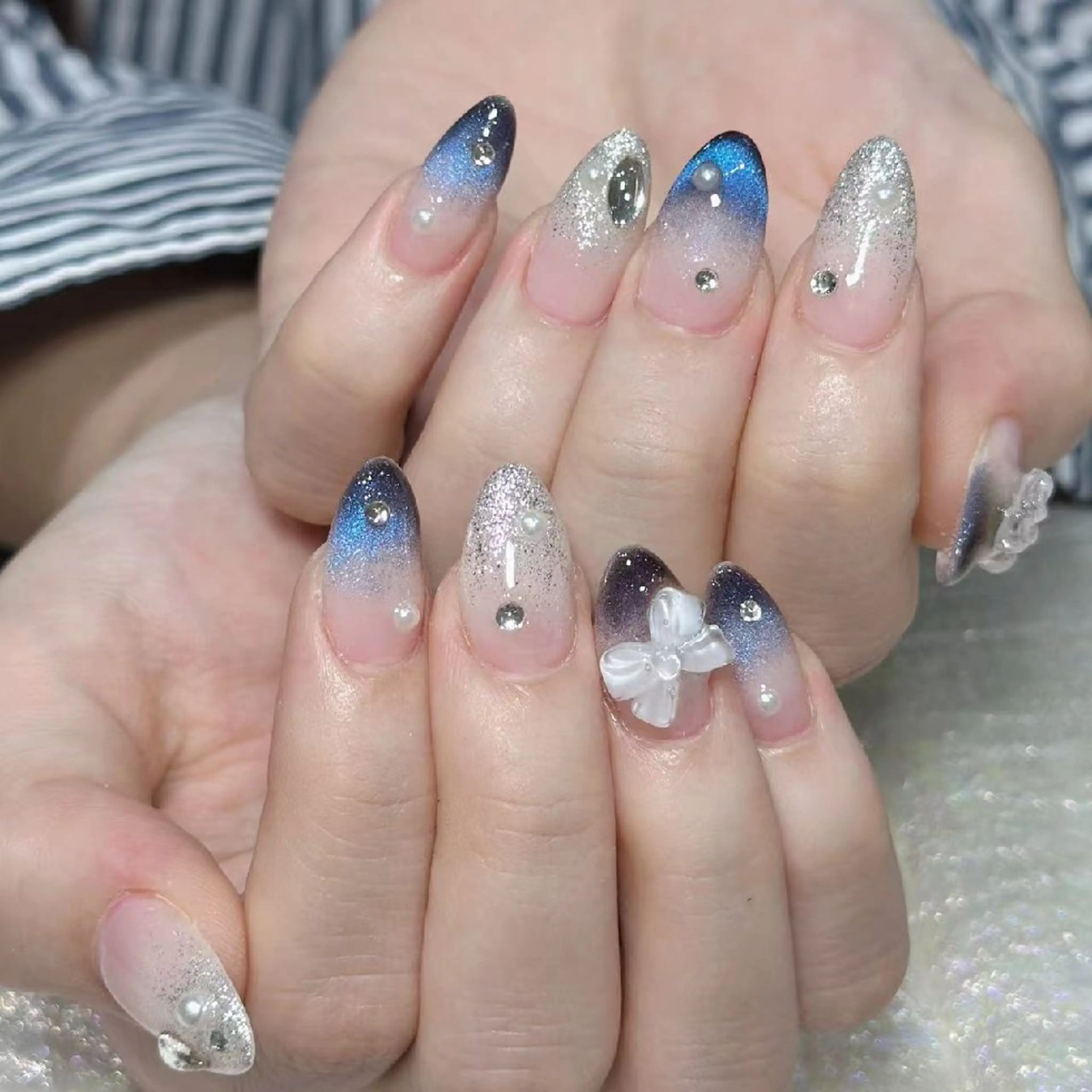 ネイル ハンドネイル Queens みなみのネイルデザイン