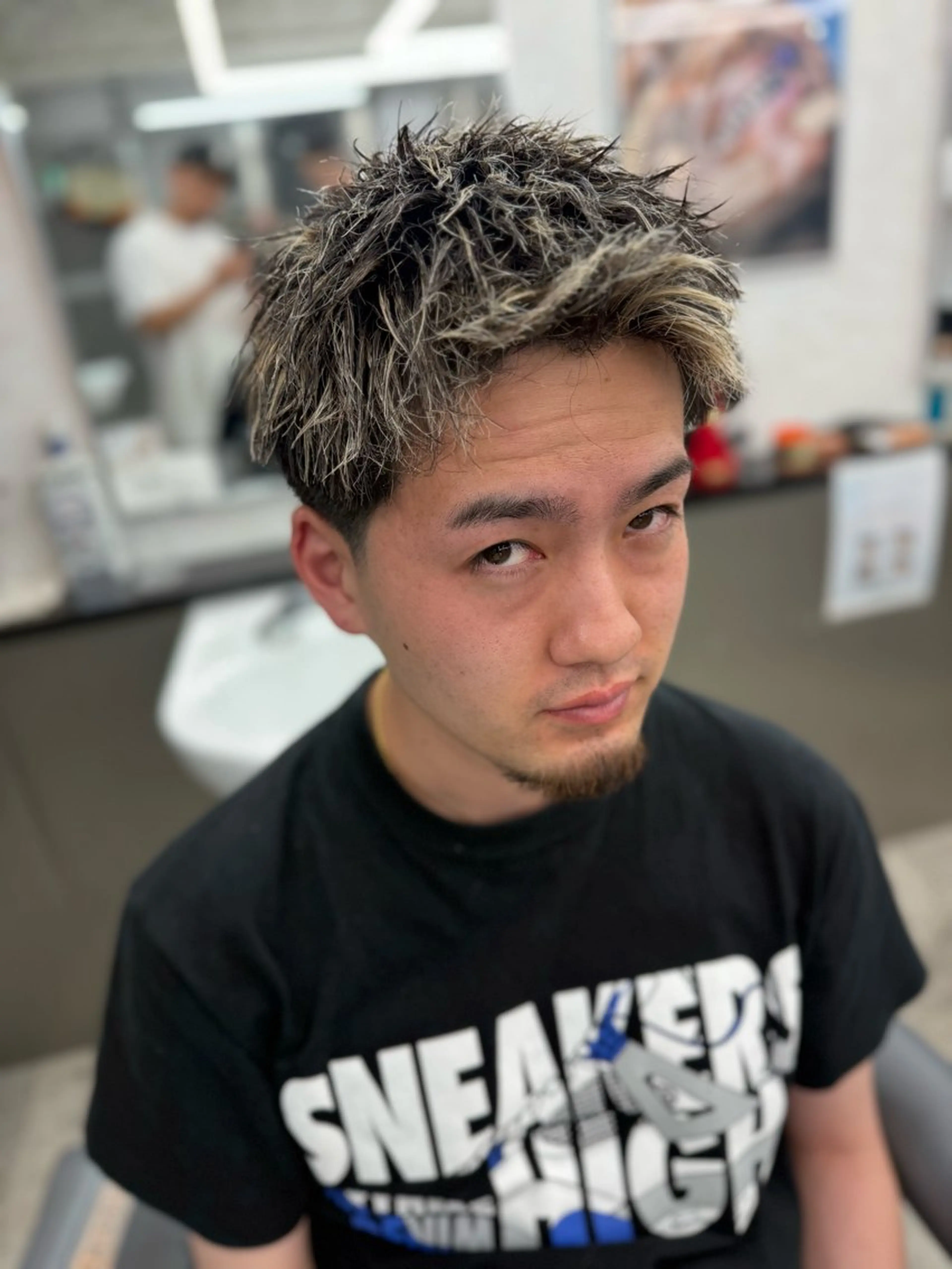 カット＋白銀メッシュの写真