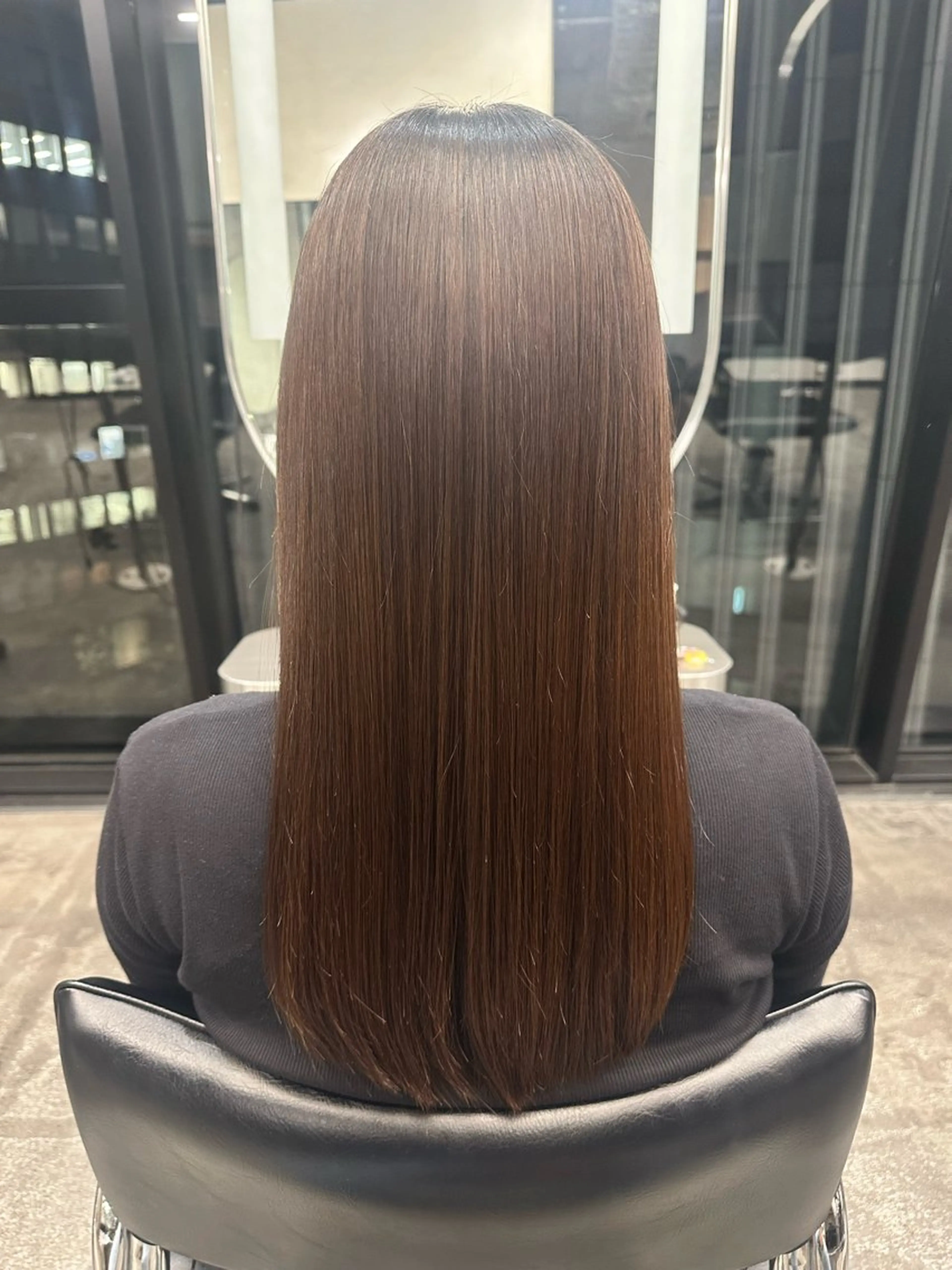 ロング カット 縮毛矯正 トリートメント 💎 透明感カラー ✨Erina 💎のヘアスタイル