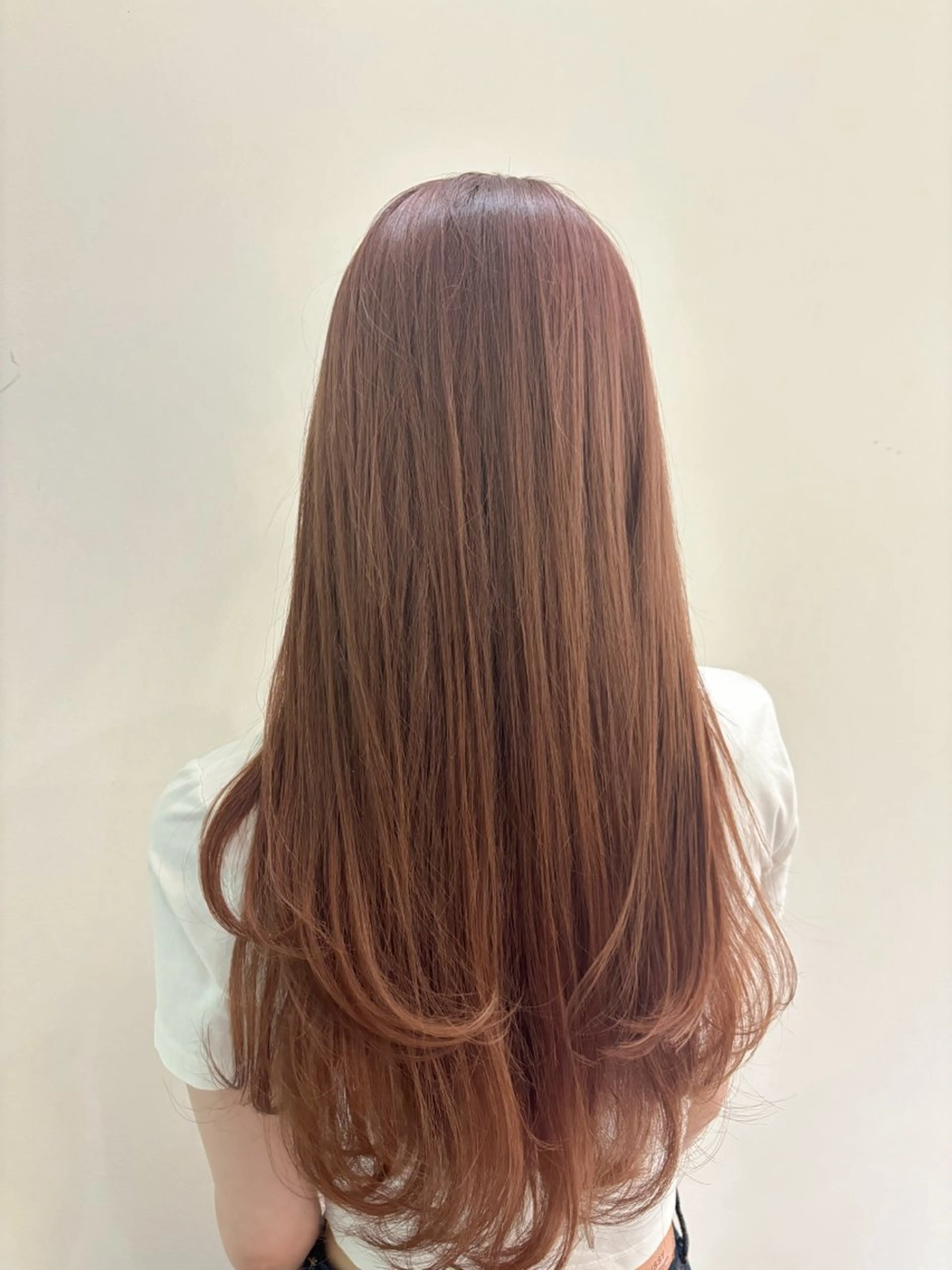 ロング レイヤーカット 服部 真希のヘアスタイル