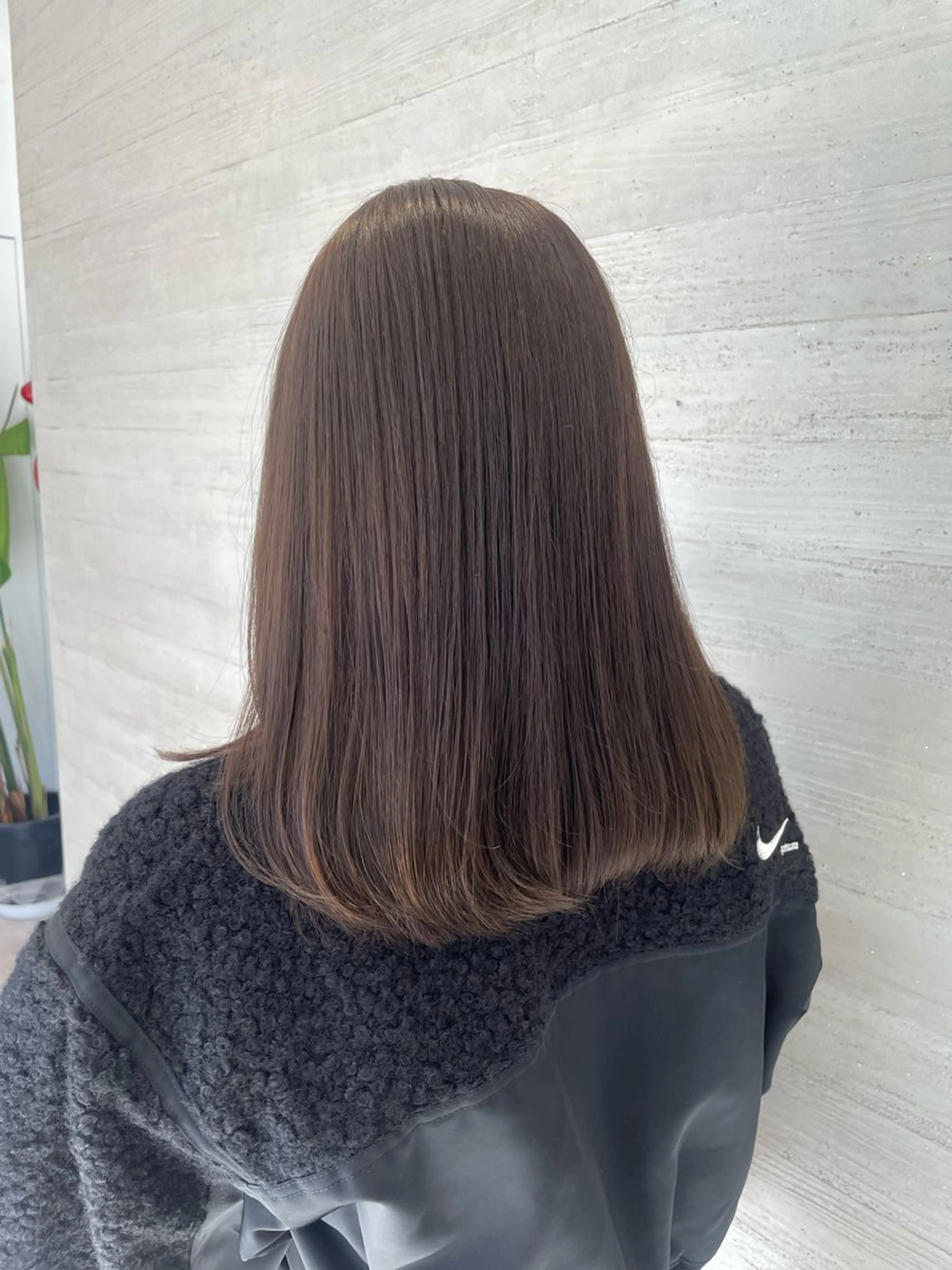 ミディアム ヘアカラー NEST by chord （ネストバイコード）所属・🤍関根 朋香🤍のヘアスタイル