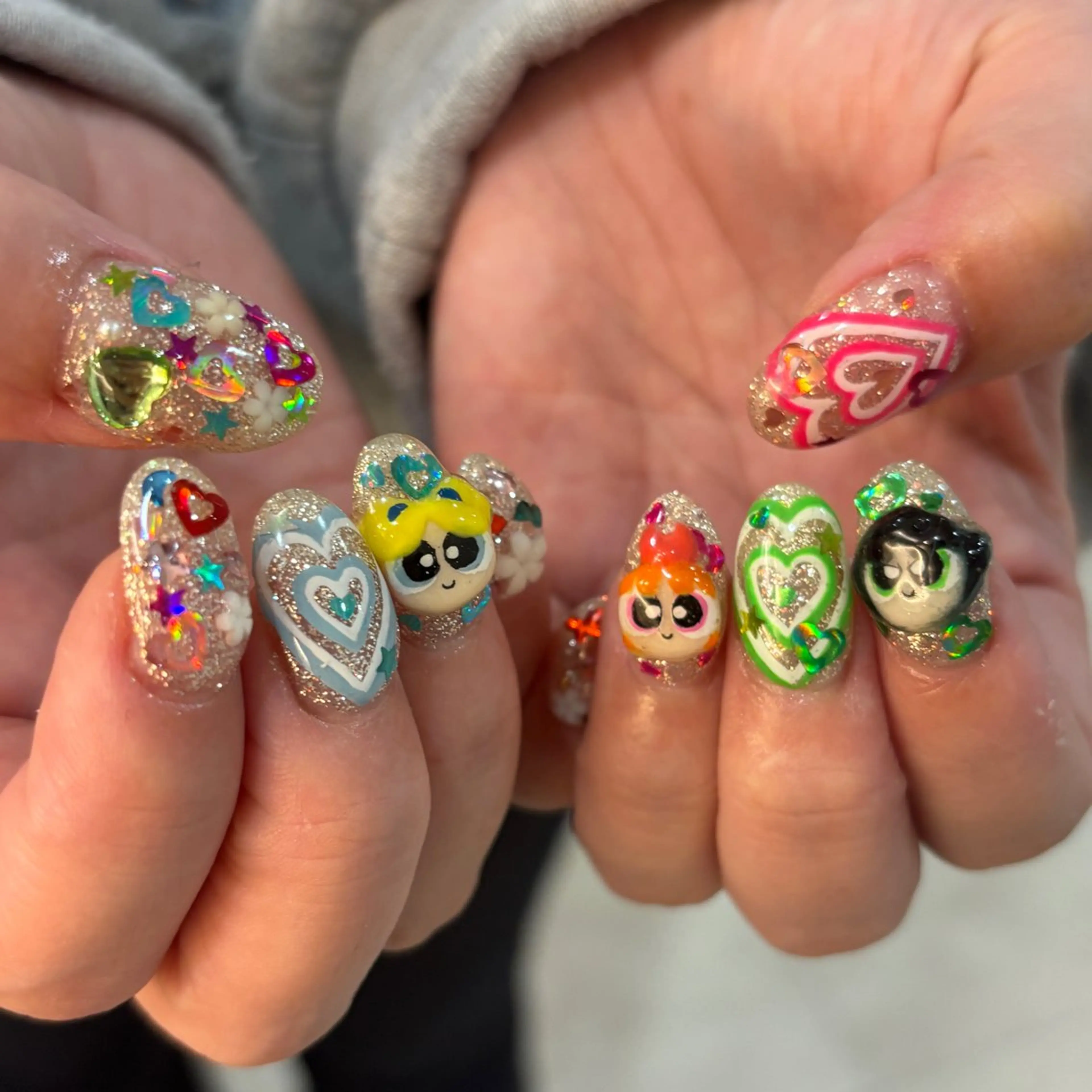 ネイル ハンドネイル フットネイル 栗田 ゆう子のネイルデザイン