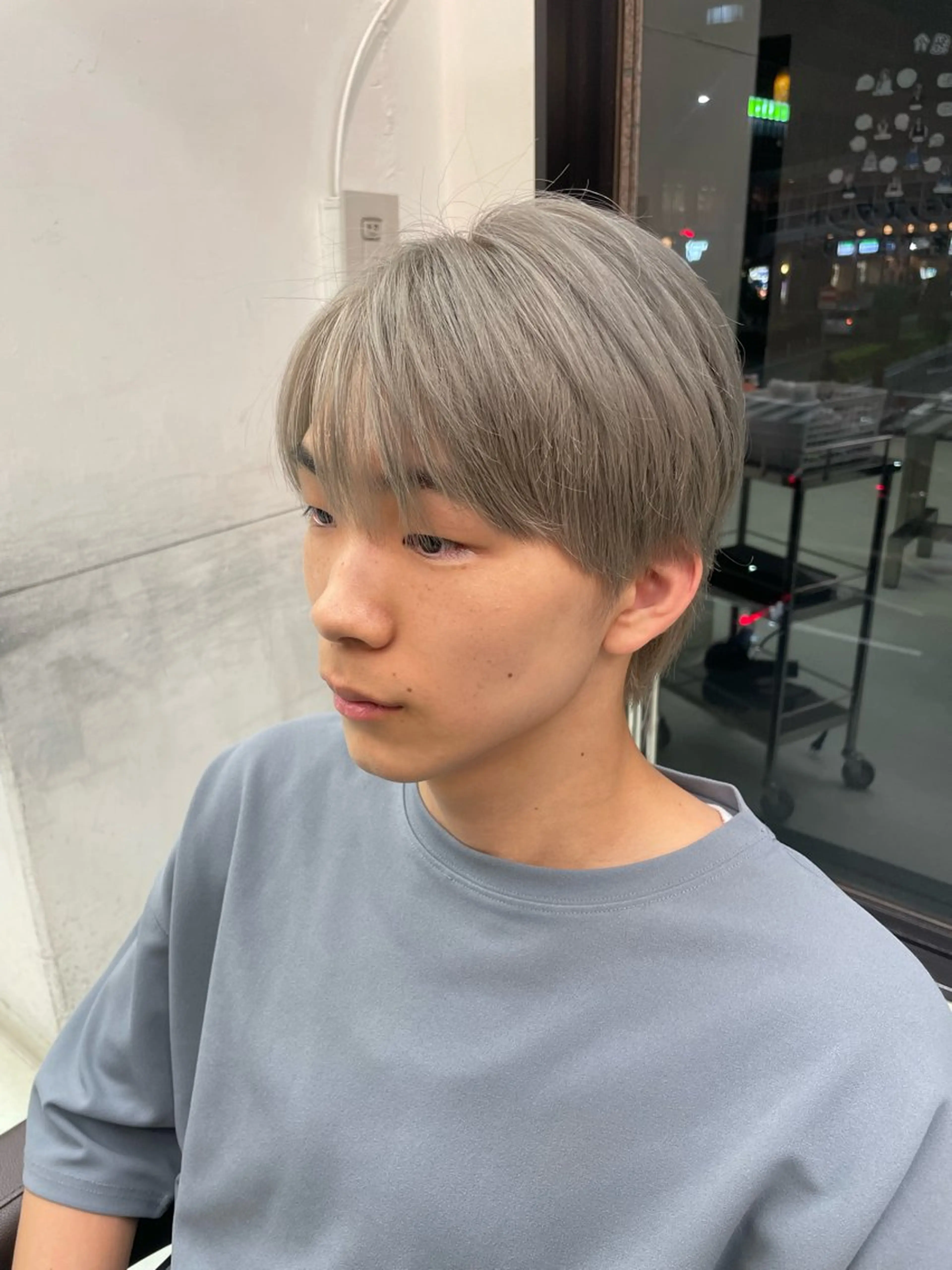 カラー メンズ メンズブリーチ ブリーチ カット ヘアカラー トリートメント ✨トレンド特化美容師 WILL上村　拳吾のヘアスタイル