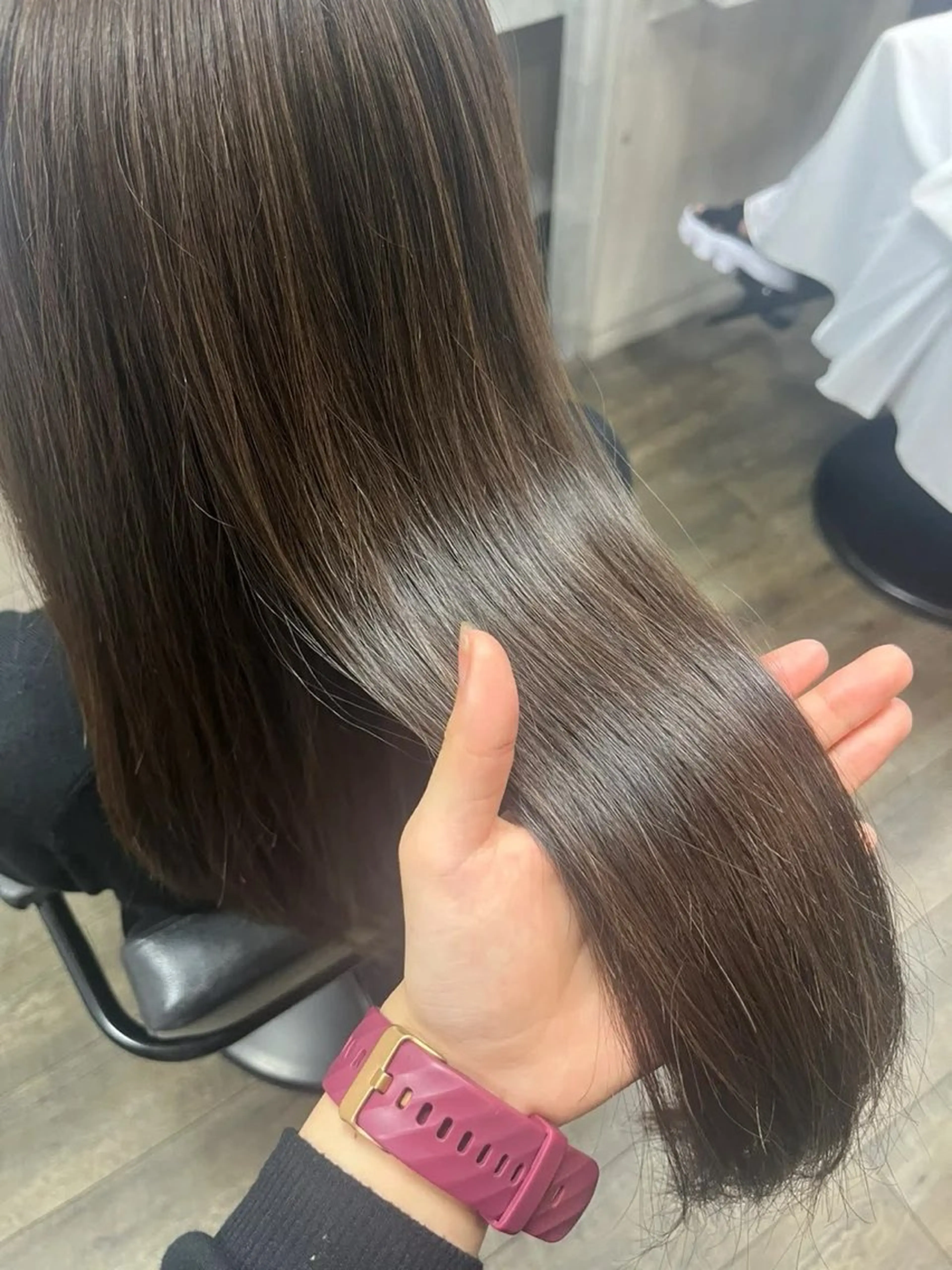 ロング 袋瀬 玲奈のヘアスタイル