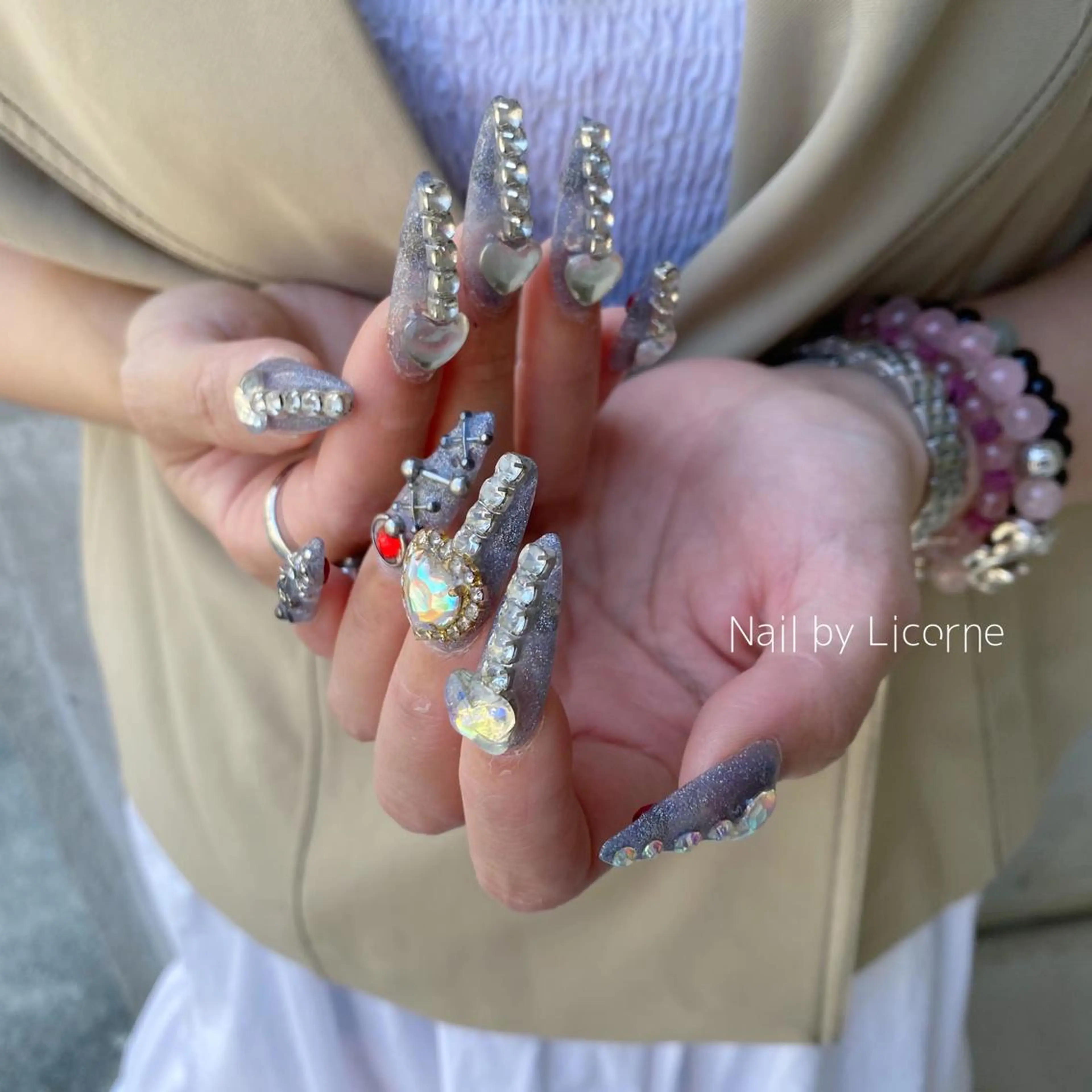 ネイル アートネイル オーロラネイル フレンチネイル 氷ネイル・うるうるネイル マグネットネイル Nail by Licorneのネイルデザイン