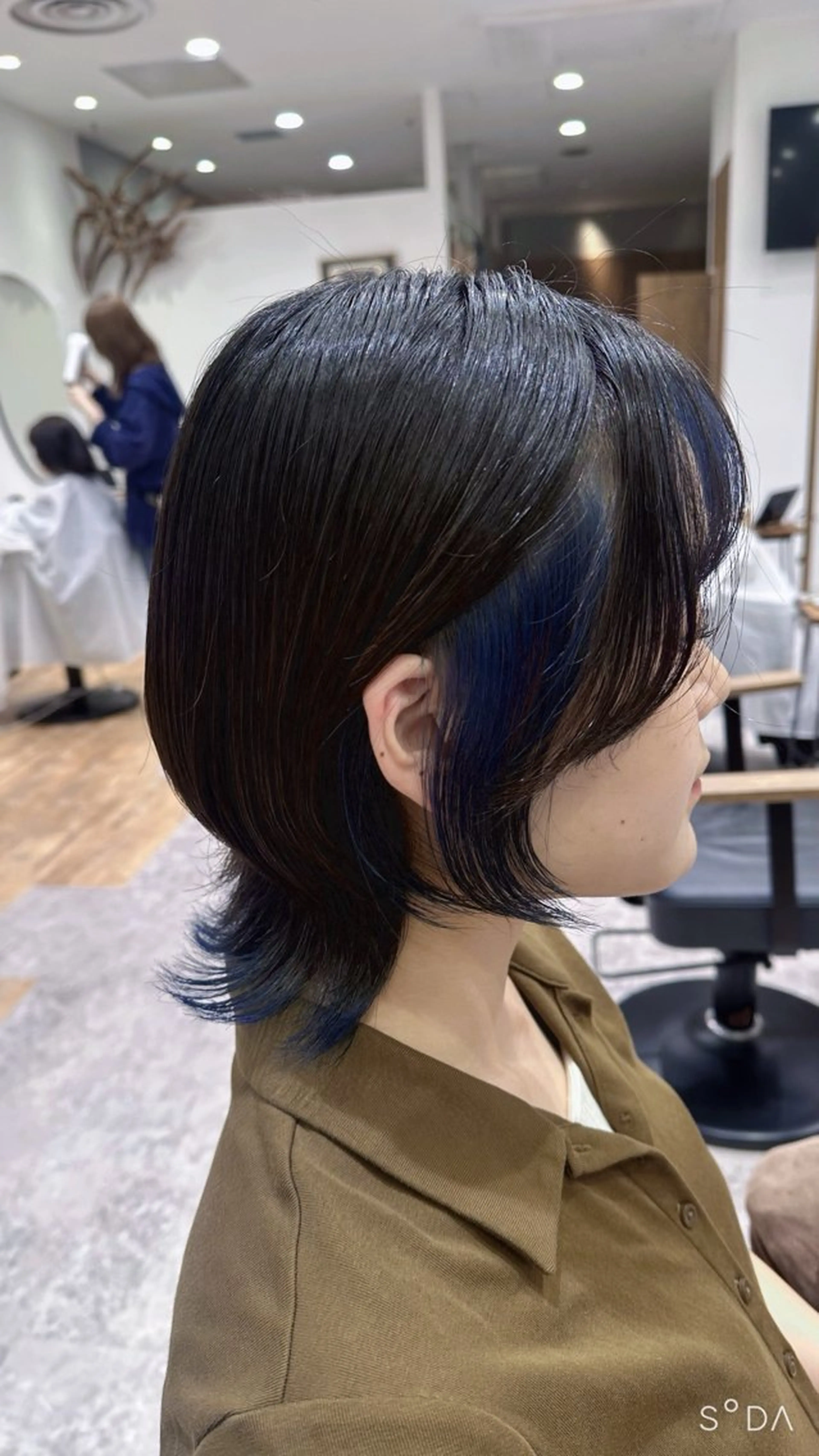 ショート 🍑ブリーチなし ダブルカラーuRiのヘアスタイル