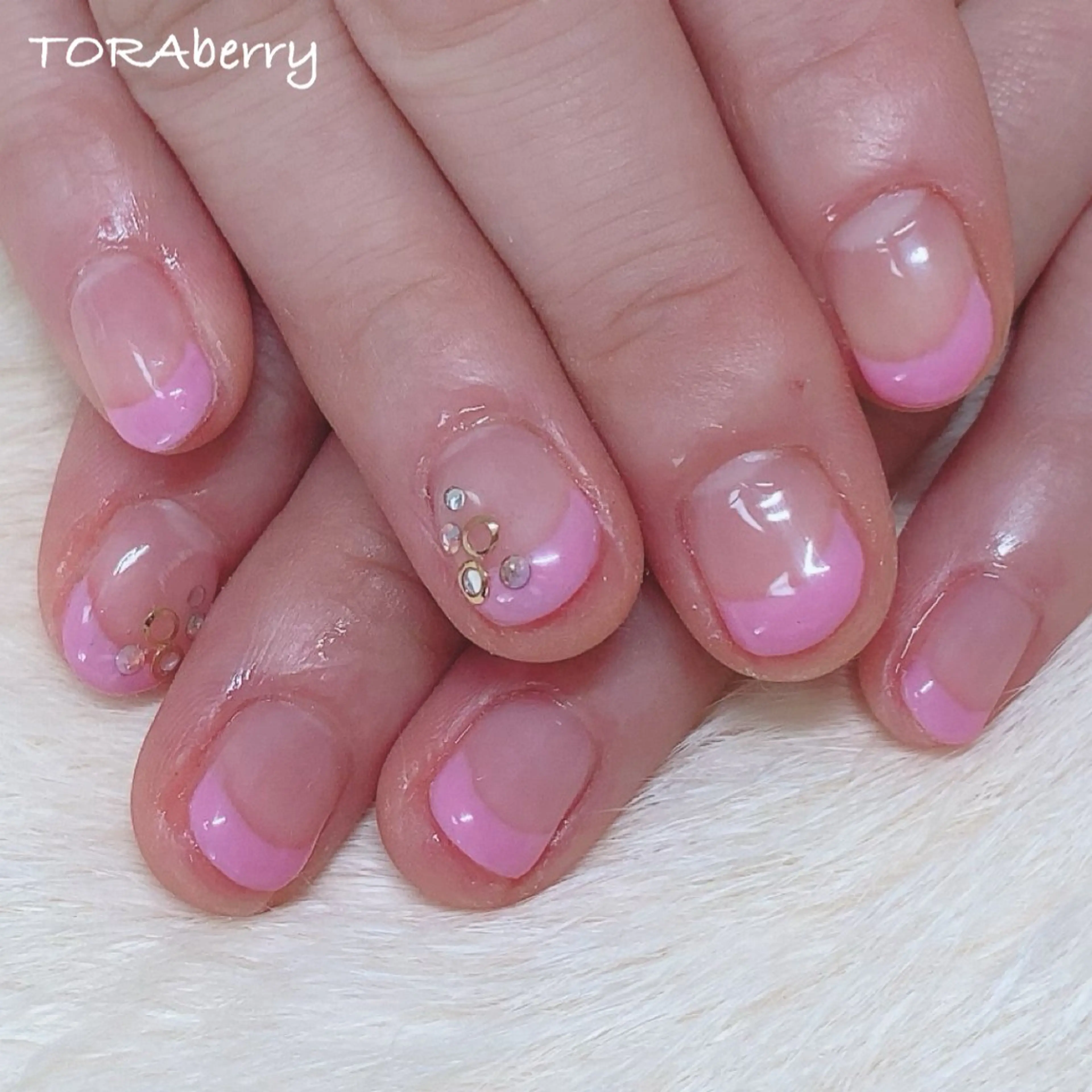 ネイル ハンドネイル ネイリスト なつみのネイルデザイン