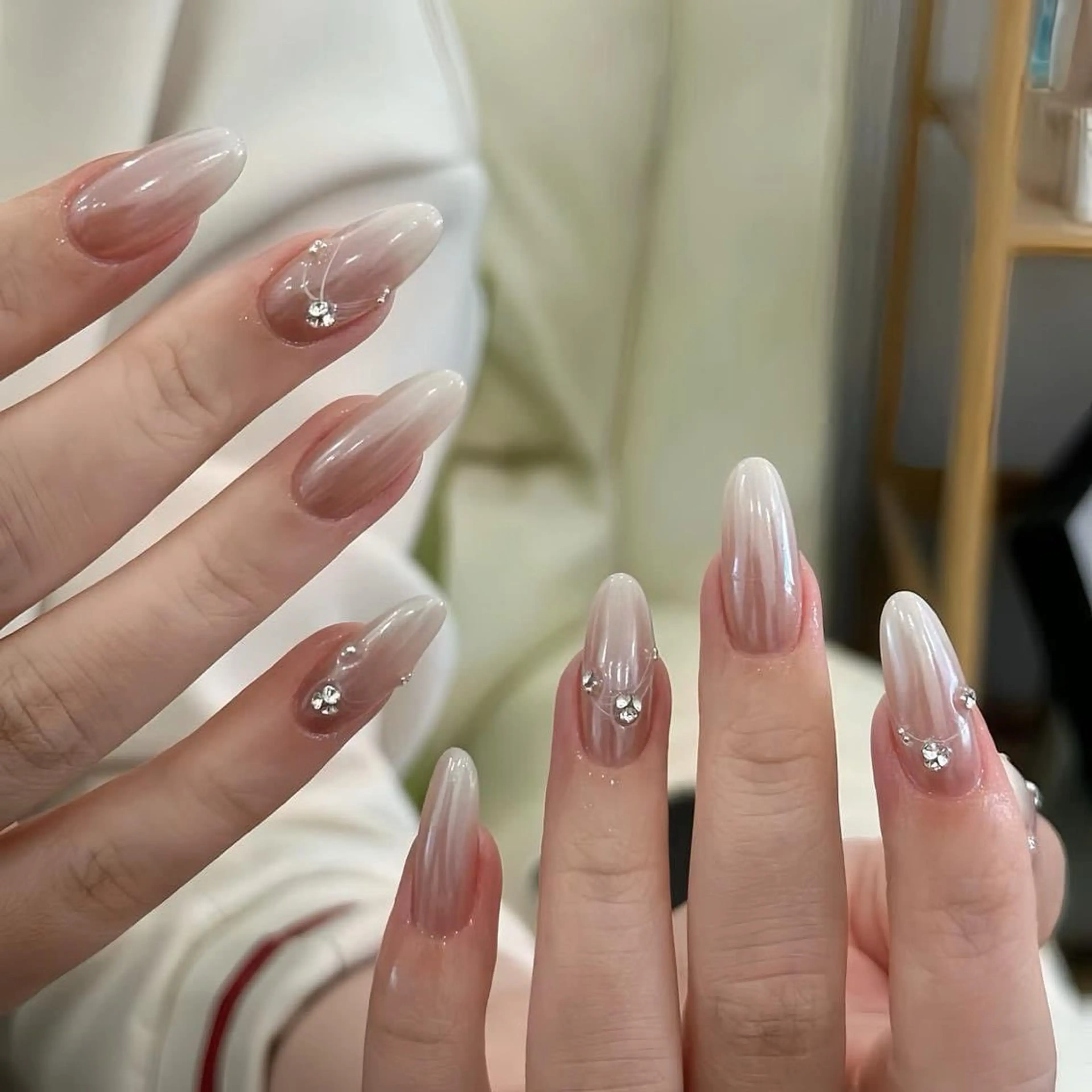 ネイル アートネイル 長さ出し ジェルネイル ニュアンスネイル ハンドネイル Cloudy Chan Nailのネイルデザイン