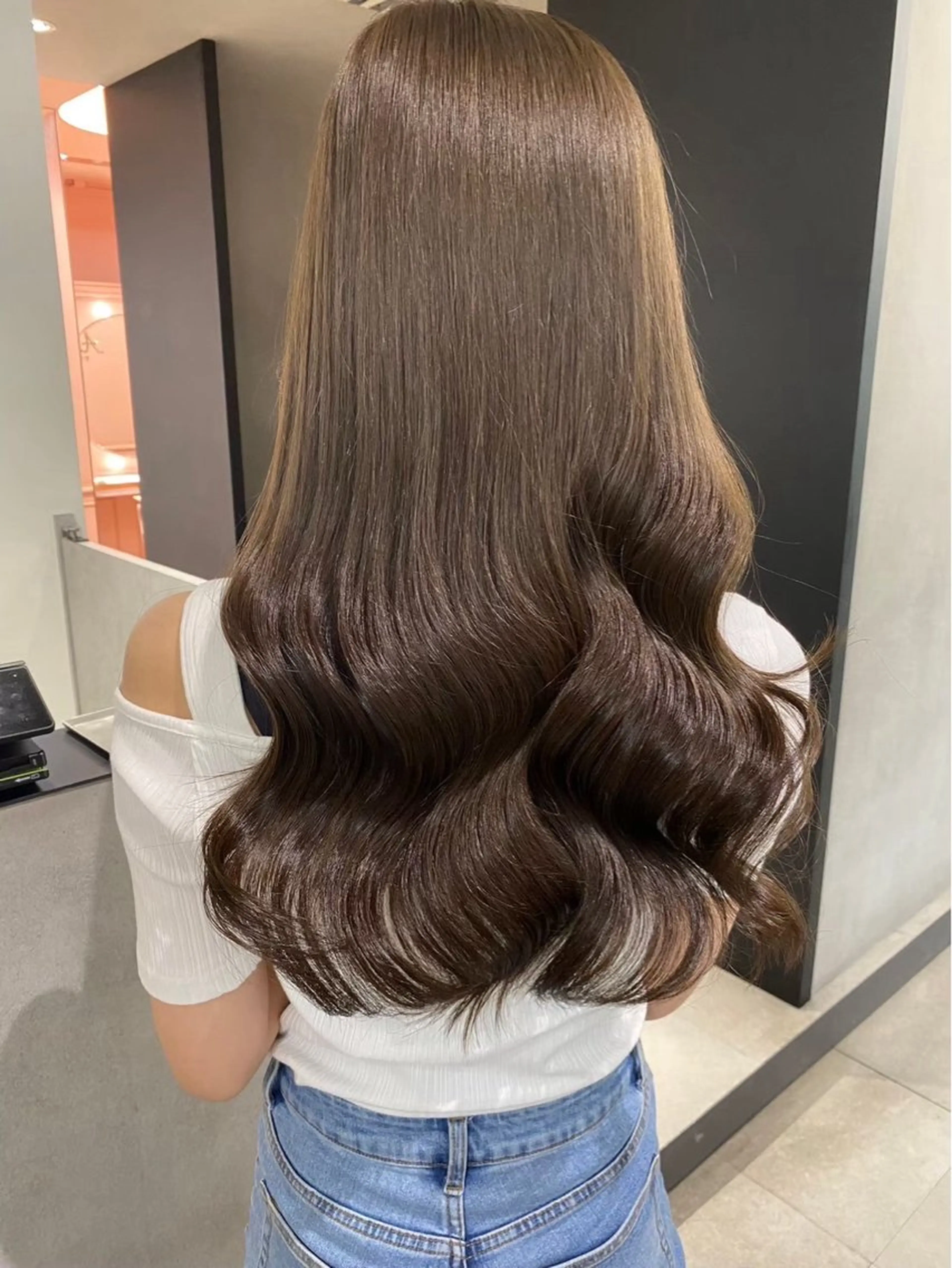 カラー 🖤offwhite KANA⛓のヘアスタイル
