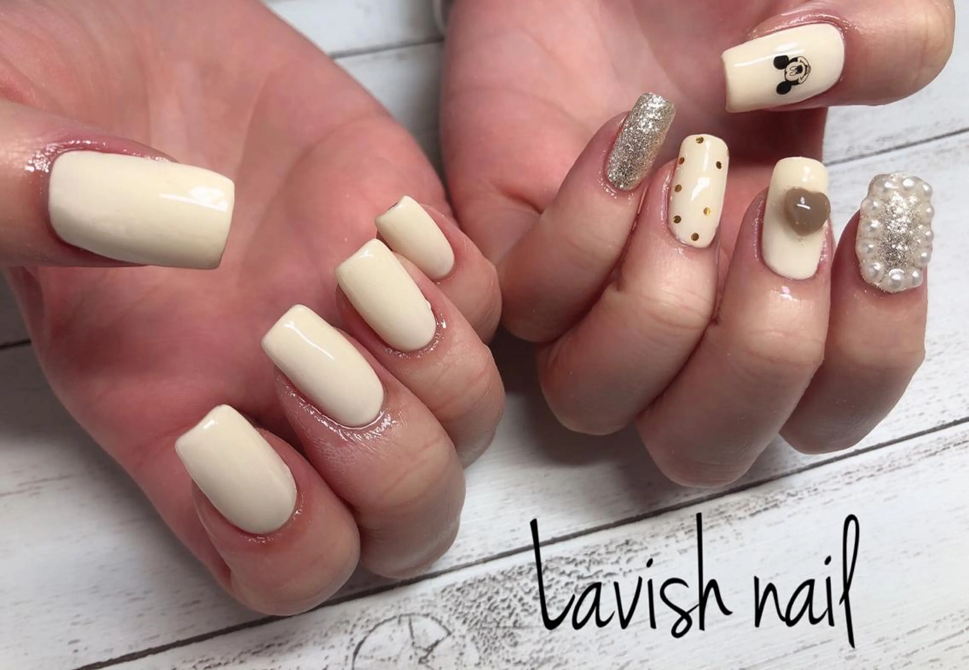 ネイル ハンドネイル Lavish nailのネイルデザイン