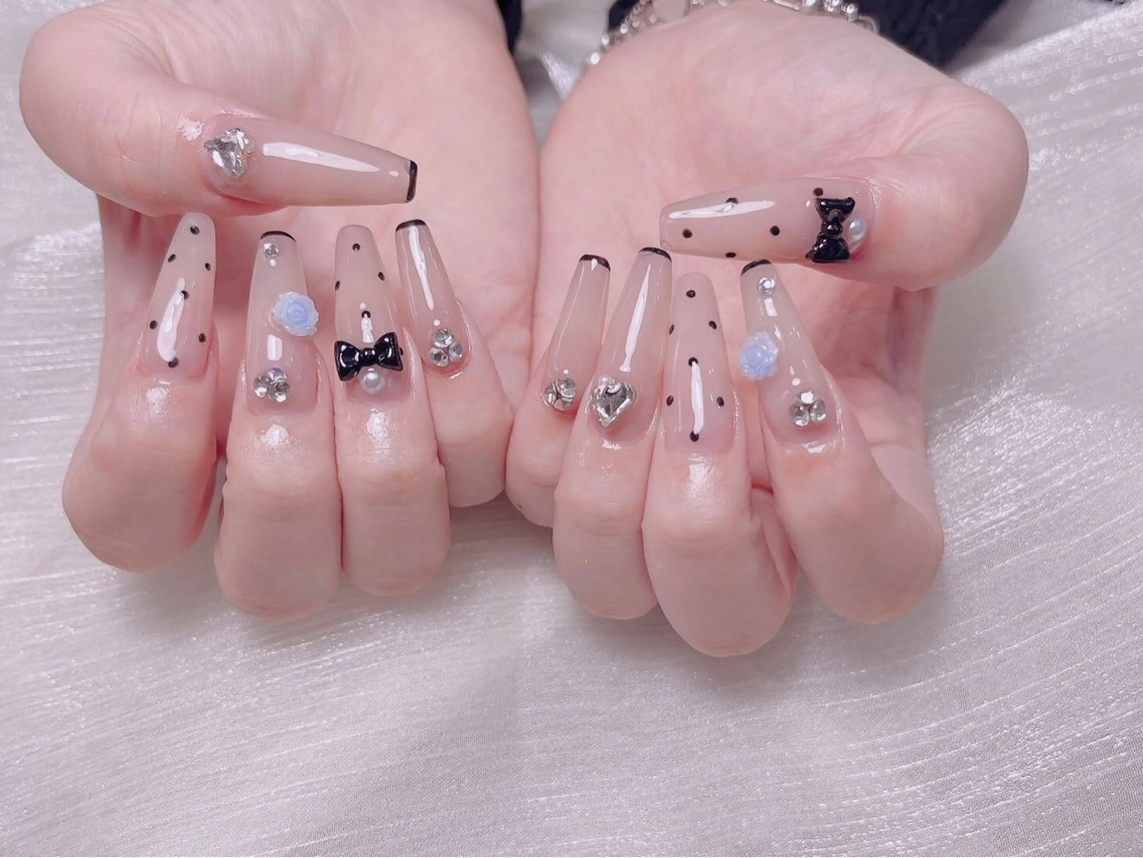 ネイル ハンドネイル ネイルサロン KARIのネイルデザイン