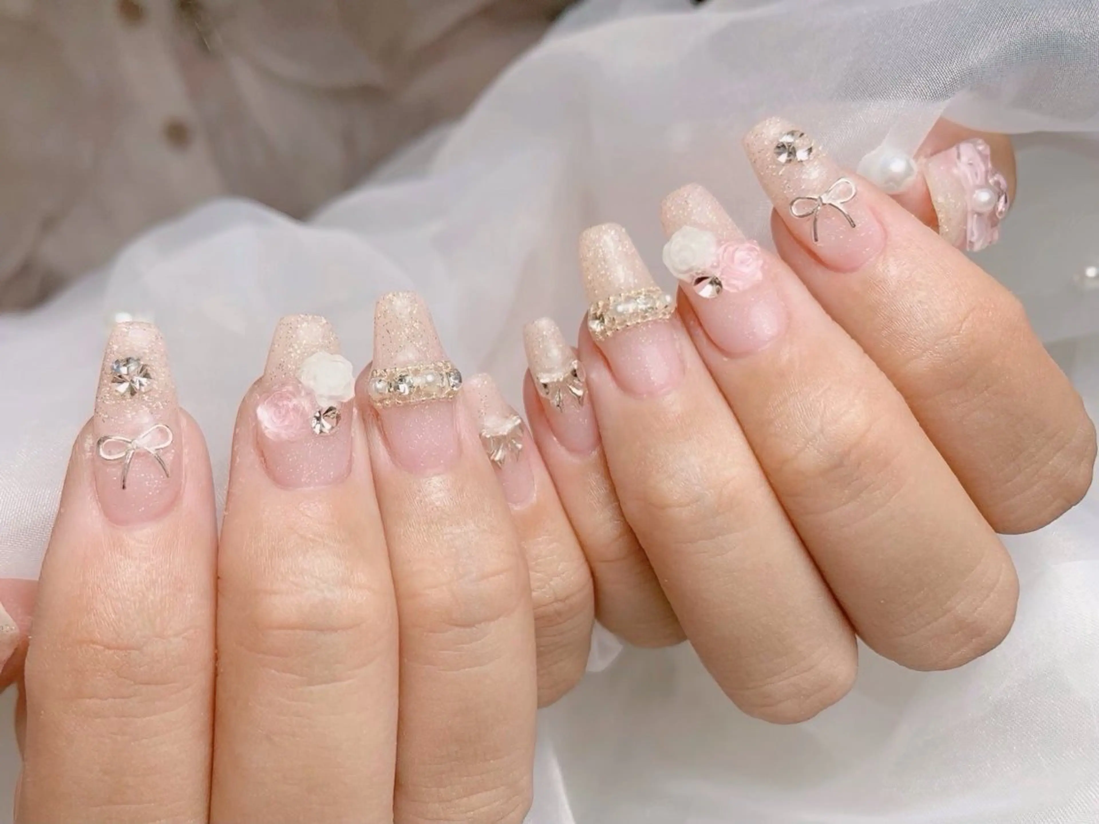 ネイル クリアネイル ピンク リボン シルバー ハンドネイル GREEM グリームのネイルデザイン