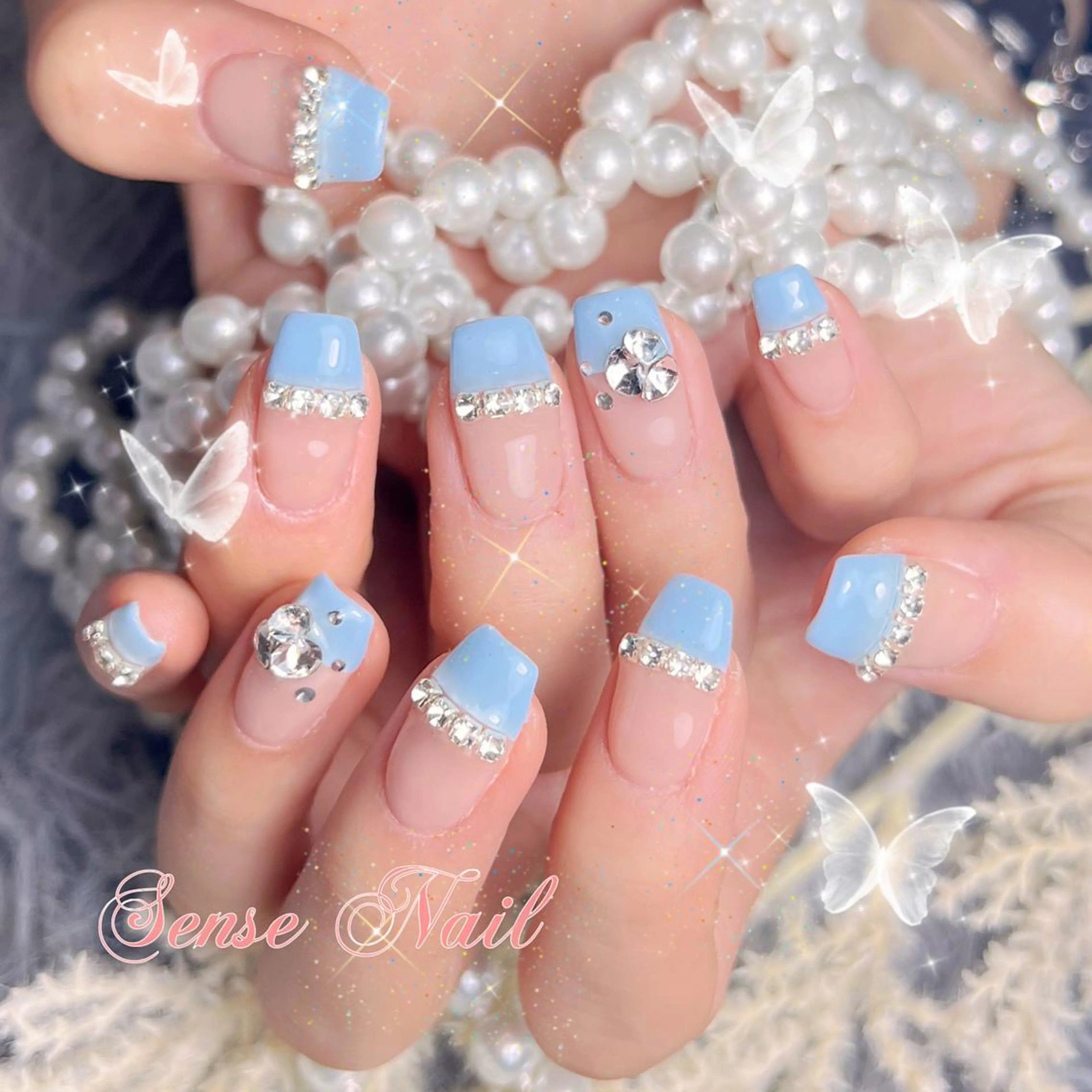 ネイル ハンドネイル ハンドケア Queenie 🦋のネイルデザイン