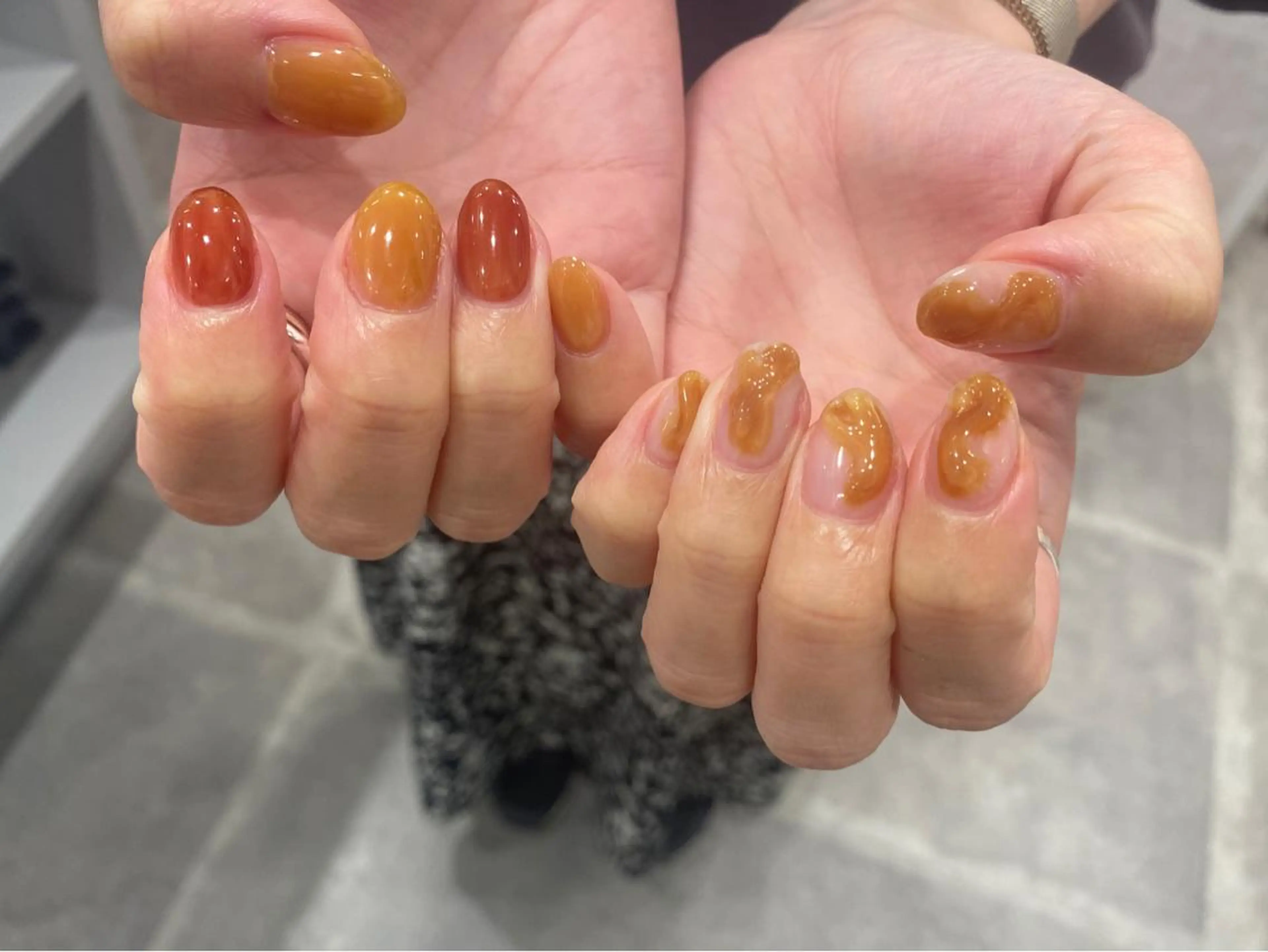 ネイル ハンドネイル NINEnami ニュアンスネイルのネイルデザイン