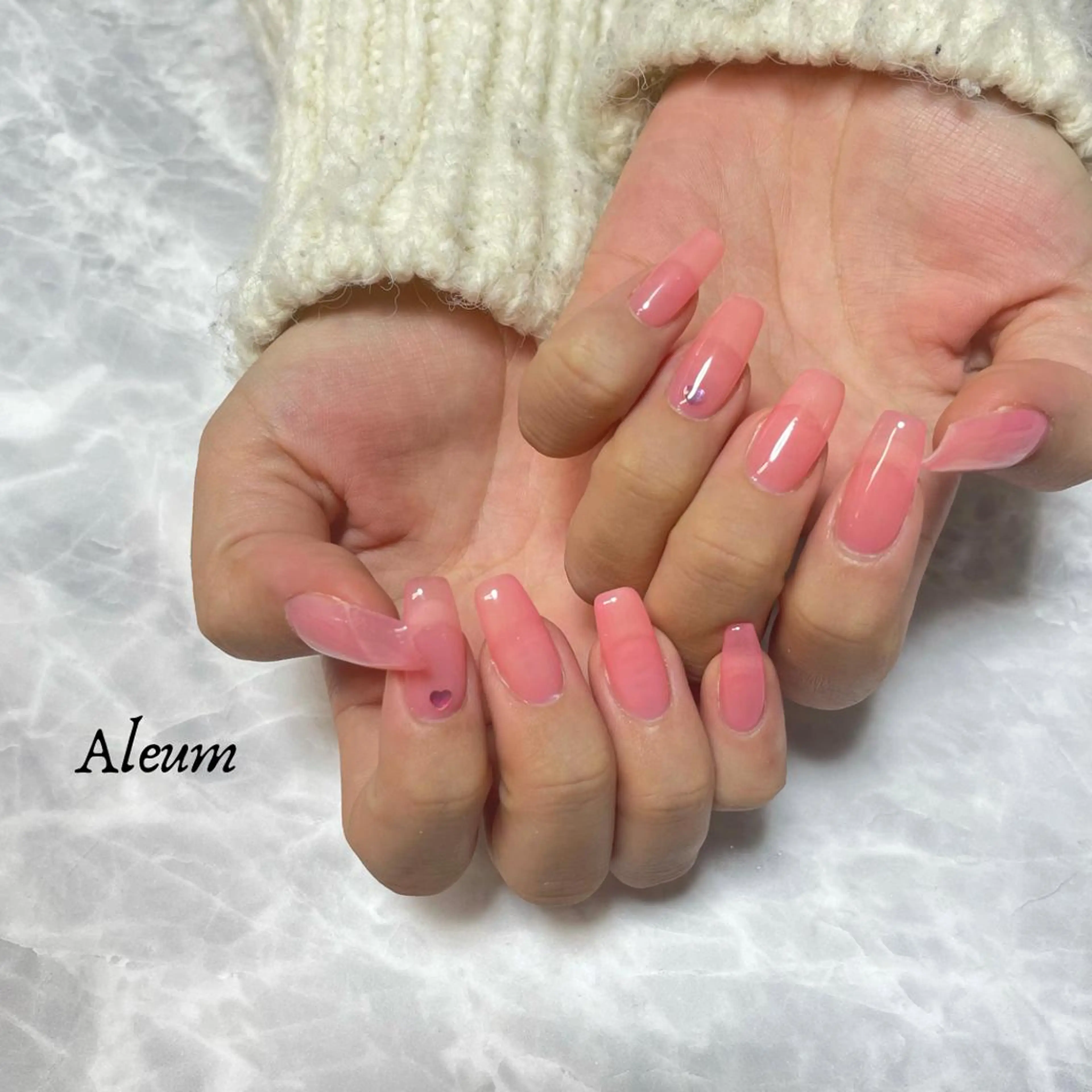 ネイル ホログラムネイル ハンドネイル Aleum所属・Nail Salon Aleumのネイルデザイン
