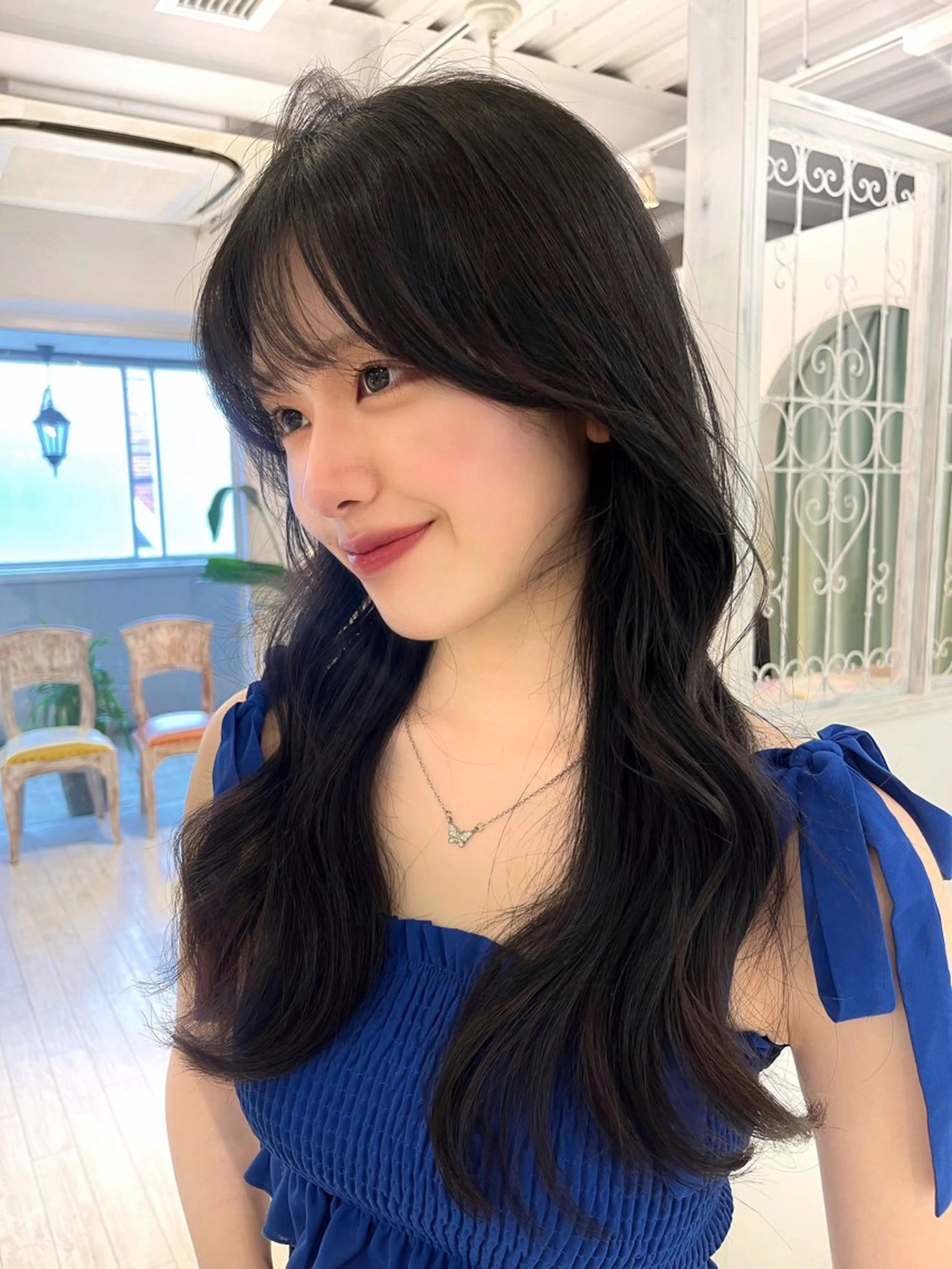 セミロング カラー 黒髪 グレーブラック くびれヘア 顔まわりレイヤー 韓国風ヘア カット ヘアカラー 【韓国ヘア×透明感 カラー】笹谷 莉未のヘアスタイル