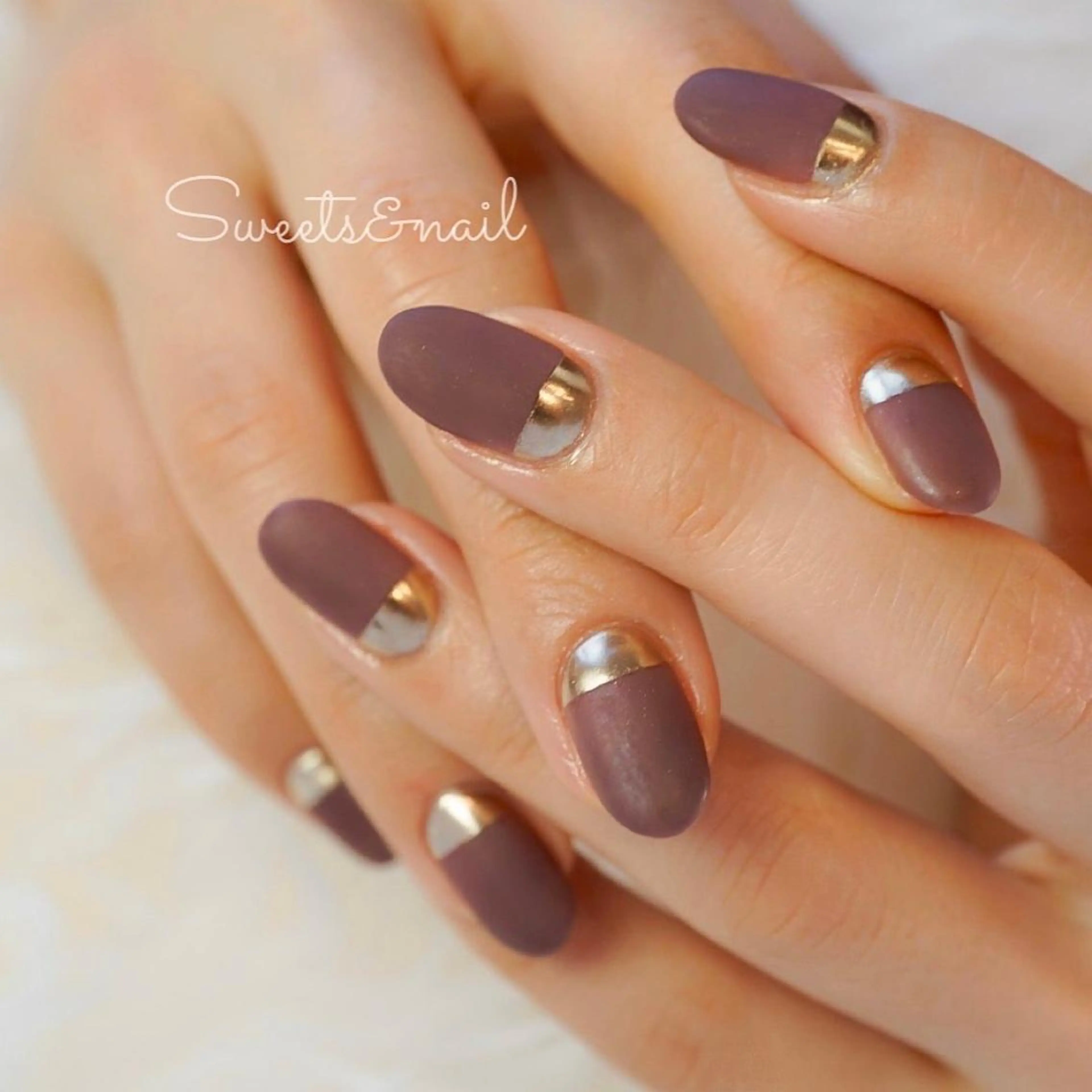 ネイル ブラウン フレンチネイル ゴールド マットネイル ミラーネイル Sweets &nailのネイルデザイン