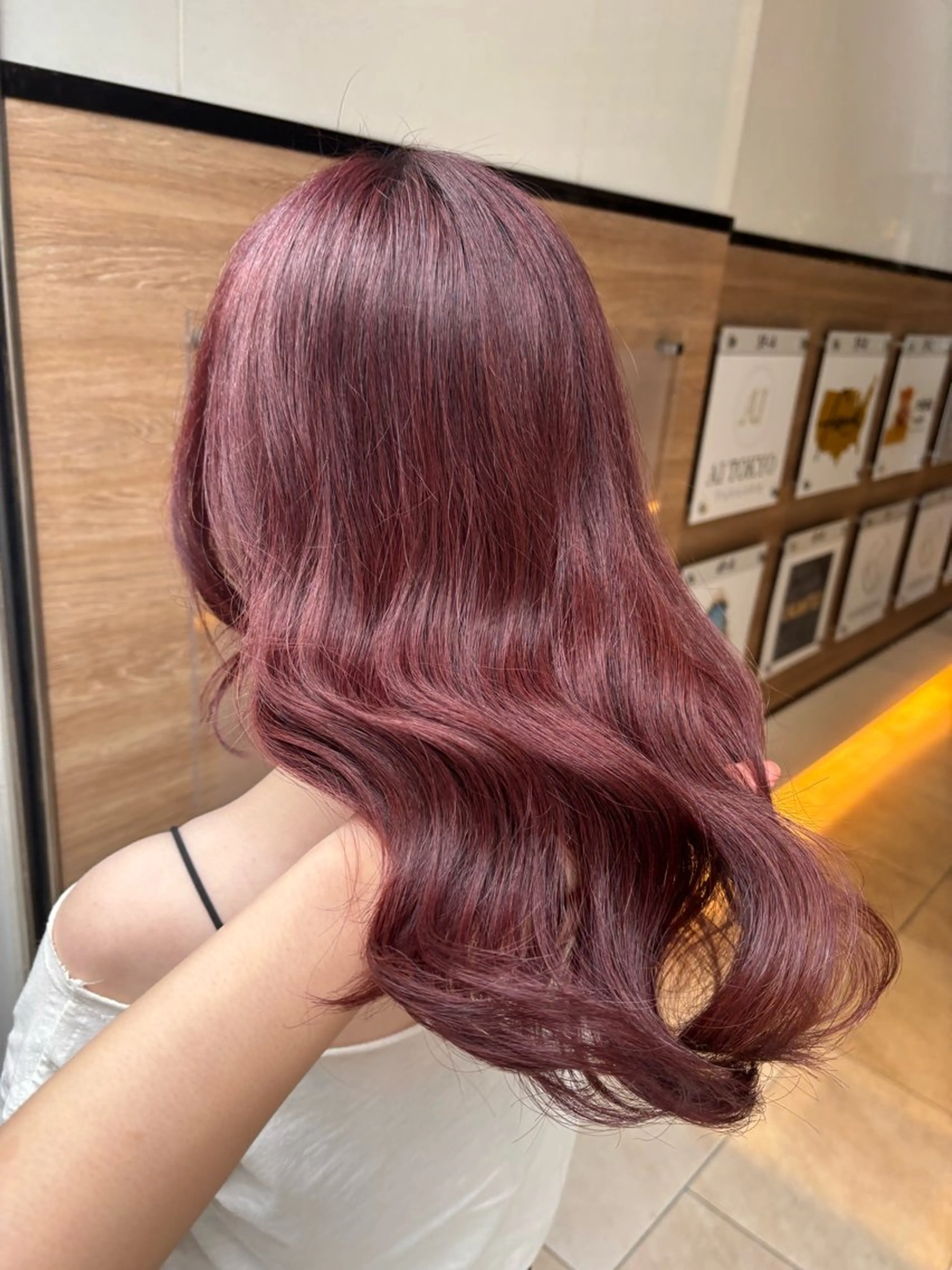 セミロング カラー ラベンダーカラー レッドカラー ローズカラー ヘアカラー 🎀レイヤー×透明感 カラー🎀Ayanoのヘアスタイル