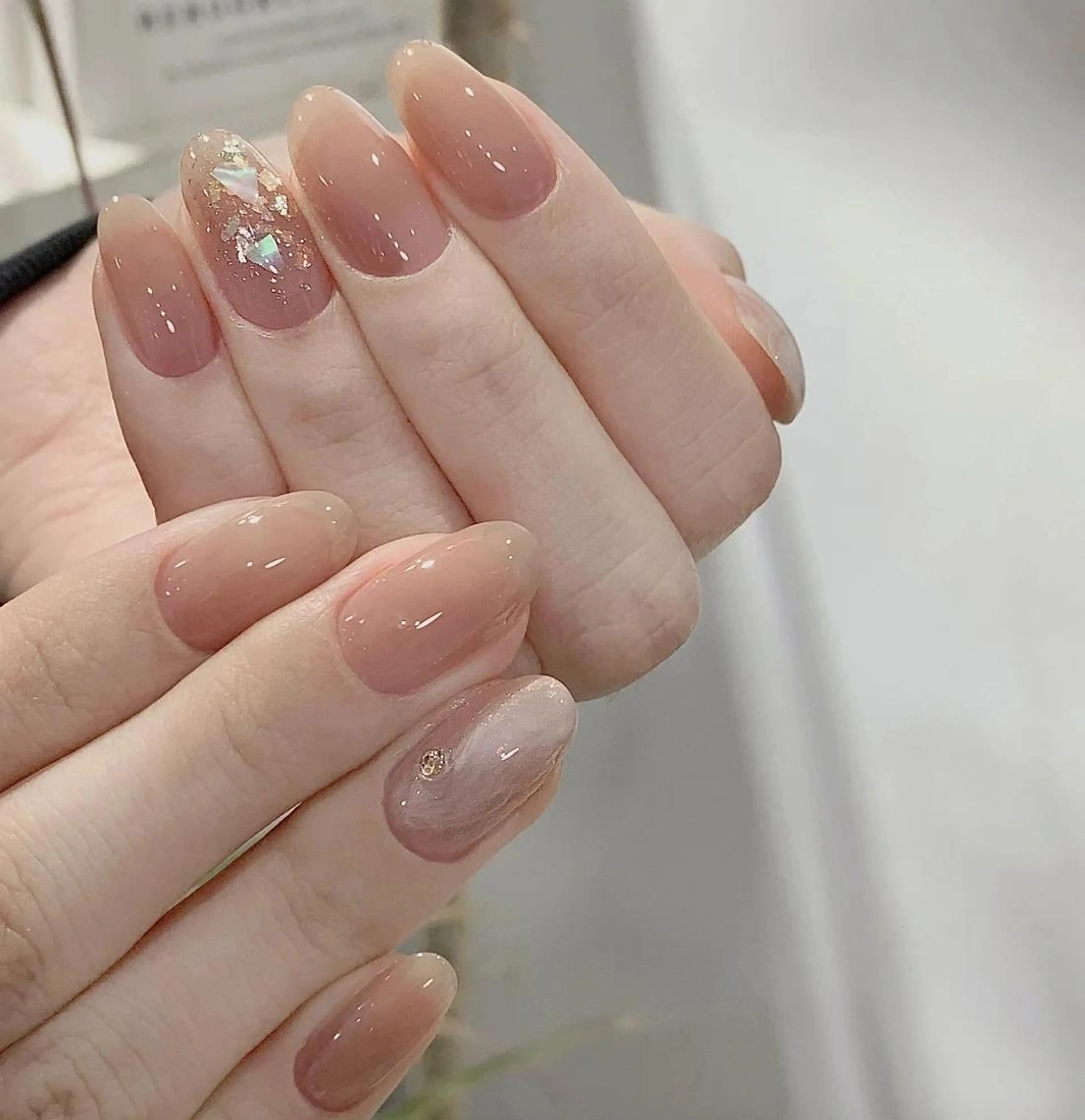 ネイル シンプルネイル Queens テイのネイルデザイン
