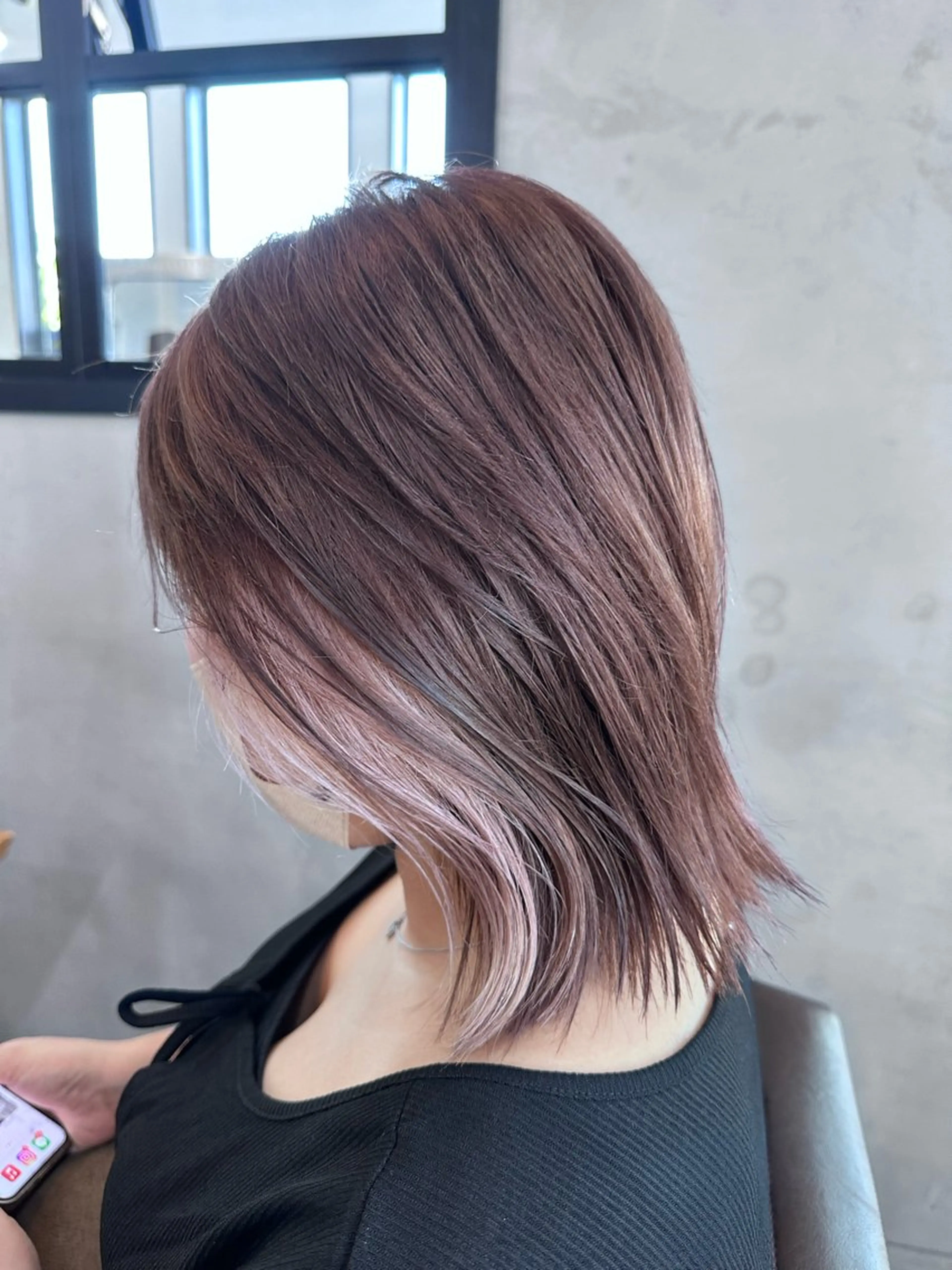 ミディアム カラー ブリーチ ピンクカラー ヘアカラー 椎木 琉聖のヘアスタイル