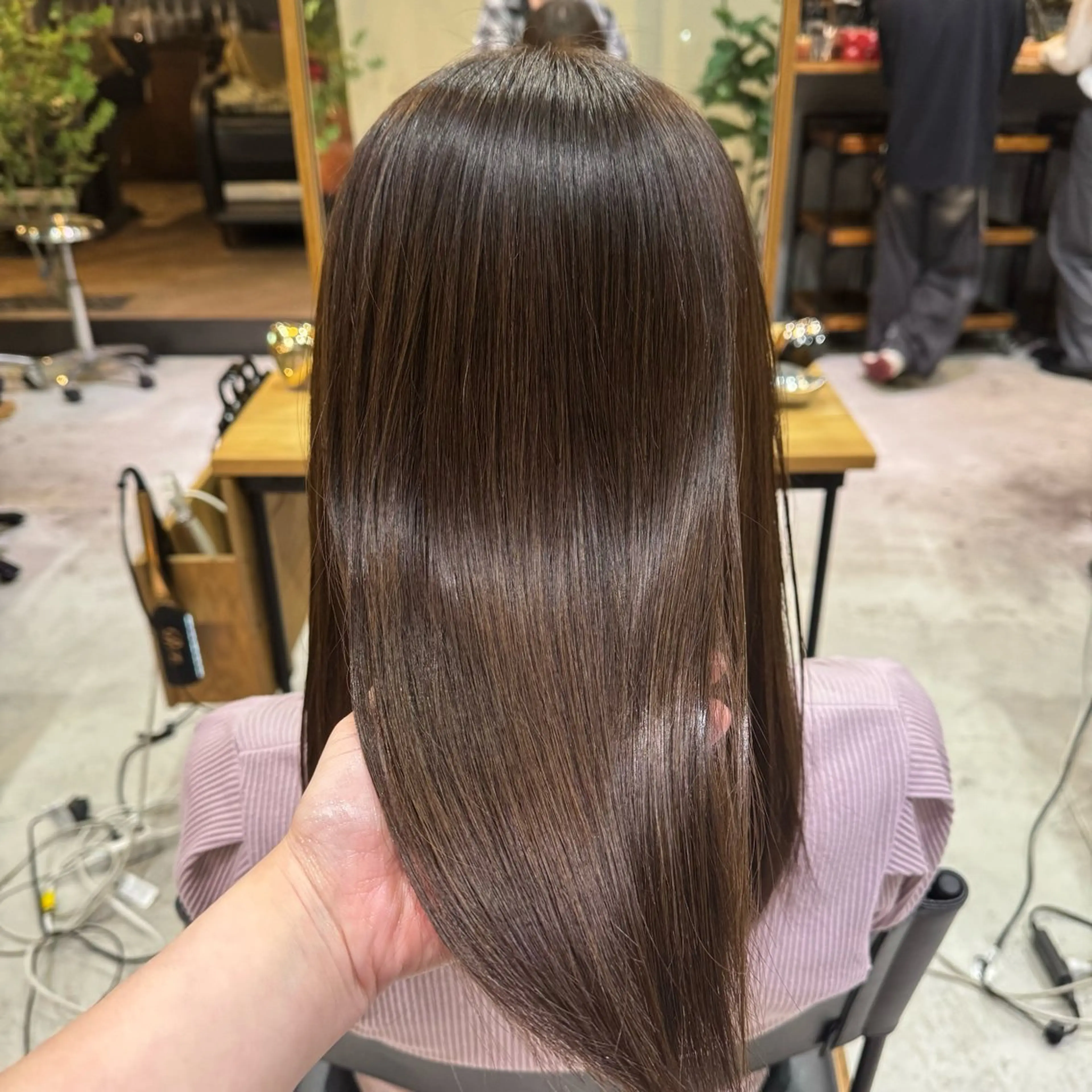 〖美髪カラー〗髪質改善トリートメント＋艶カラー＋カットの写真