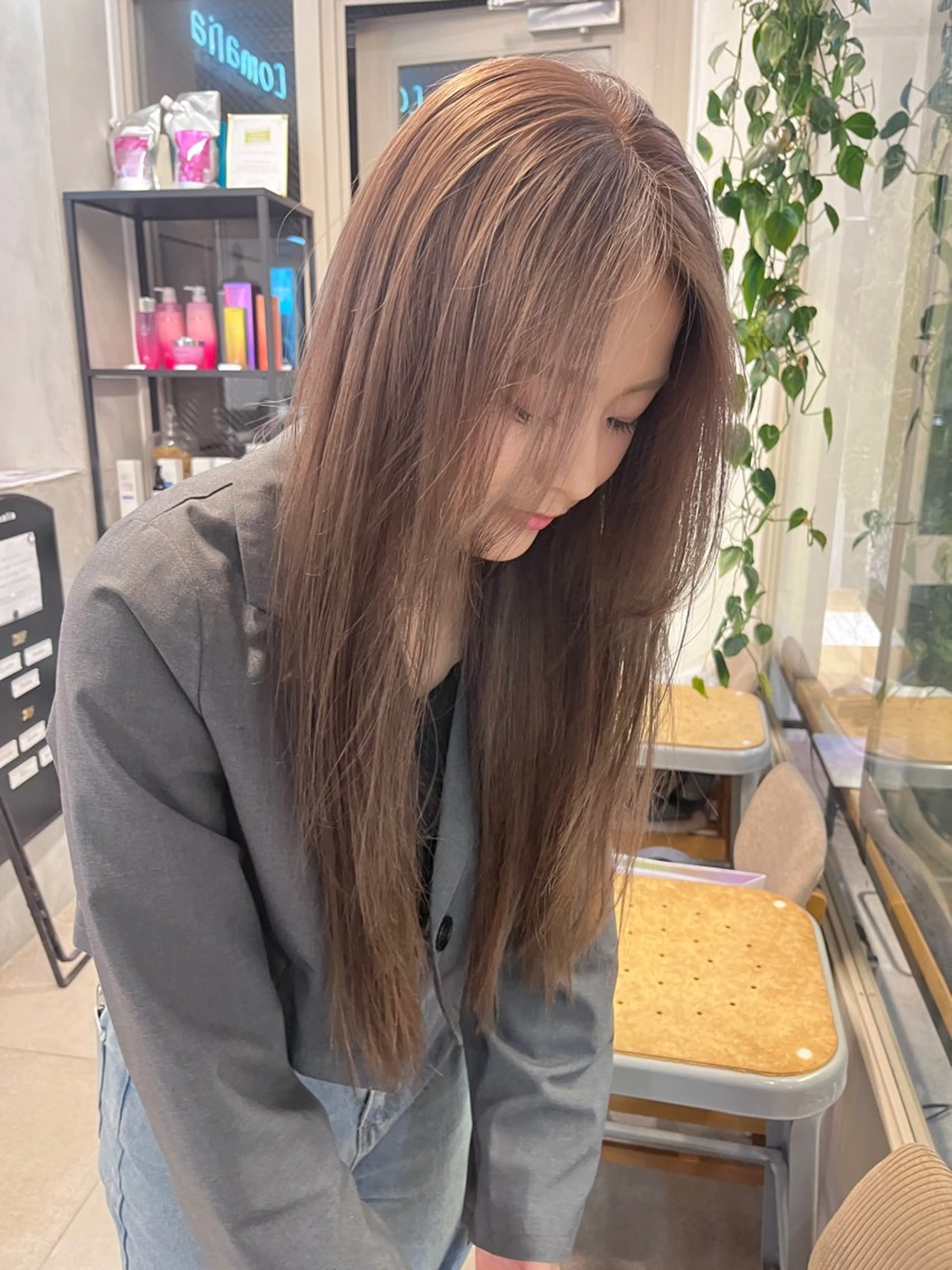 ロング カラー カット ヘアカラー トリートメント ヨシダ トモキのヘアスタイル