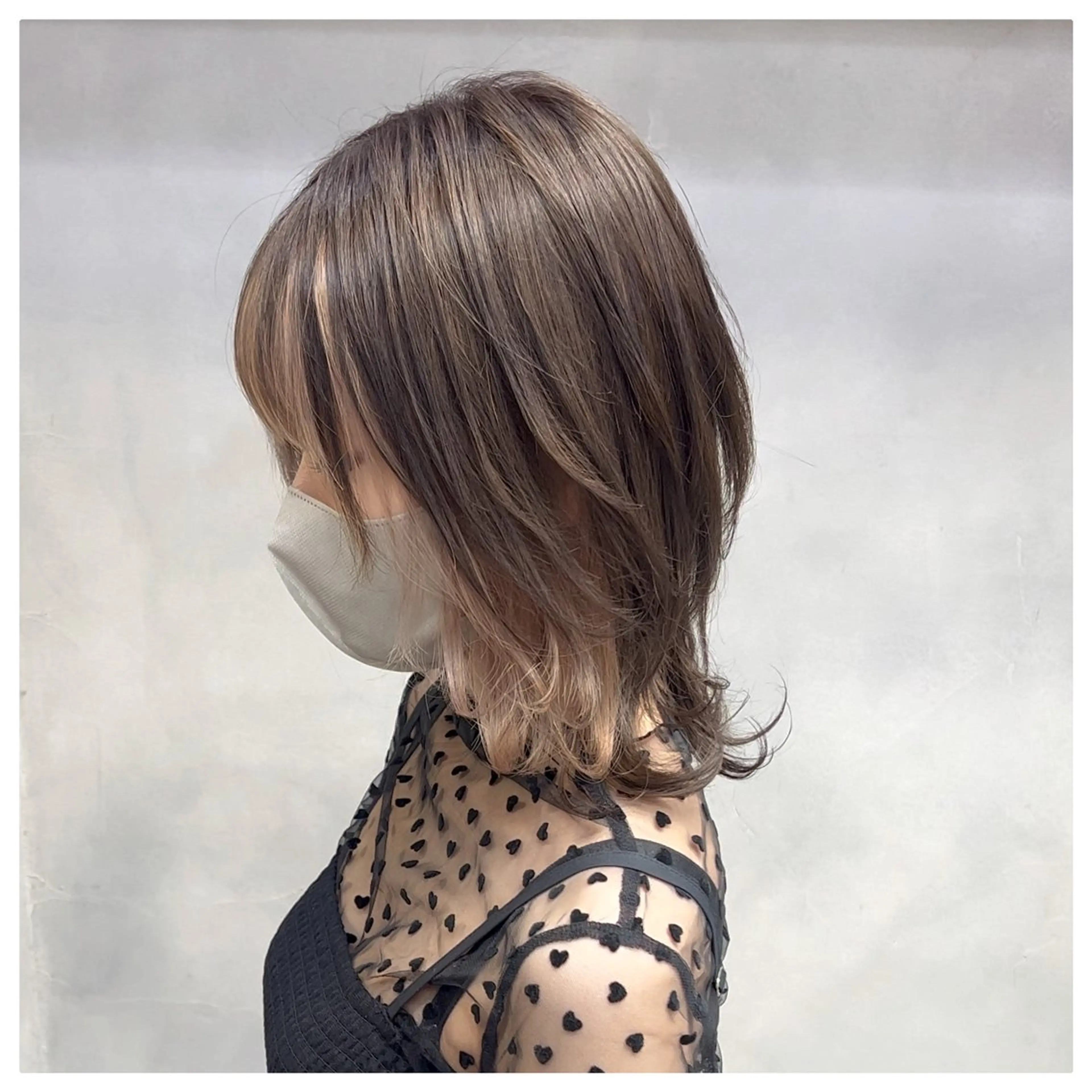 ショート カラー インナーカラー ウルフカット カット ヘアカラー トリートメント ショート・ハイトーン ズーキーのヘアスタイル