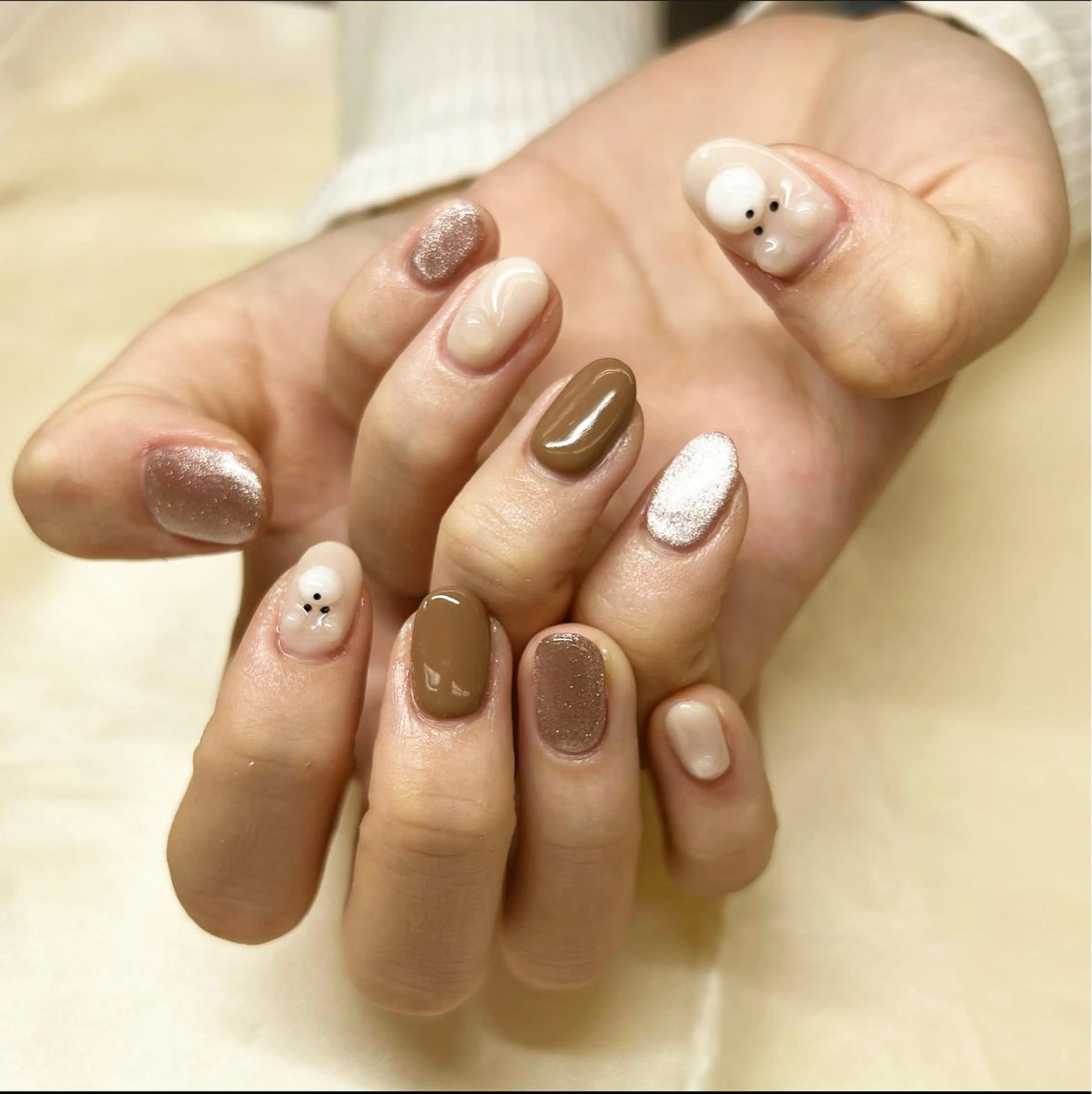ネイル SATO 🎠🫧 痛ネイル/3Dパーツのネイルデザイン