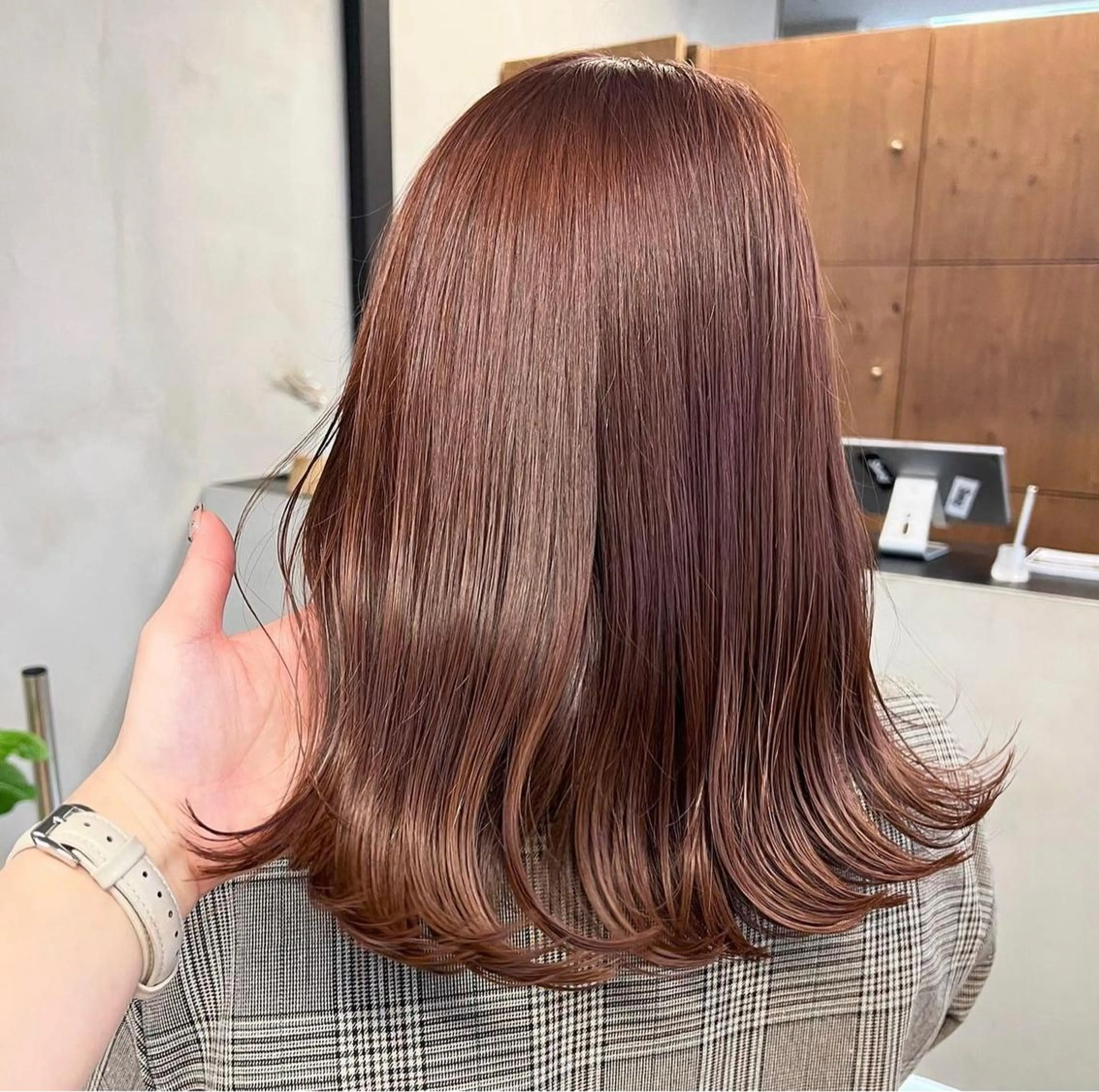 ミディアム カラー パーマ ヘアアレンジ キッズ ネイル マツエク・マツパ アイブロウ カット ヘアカラー トリートメント EMANON梅田店所属・前川 朋香のヘアスタイル
