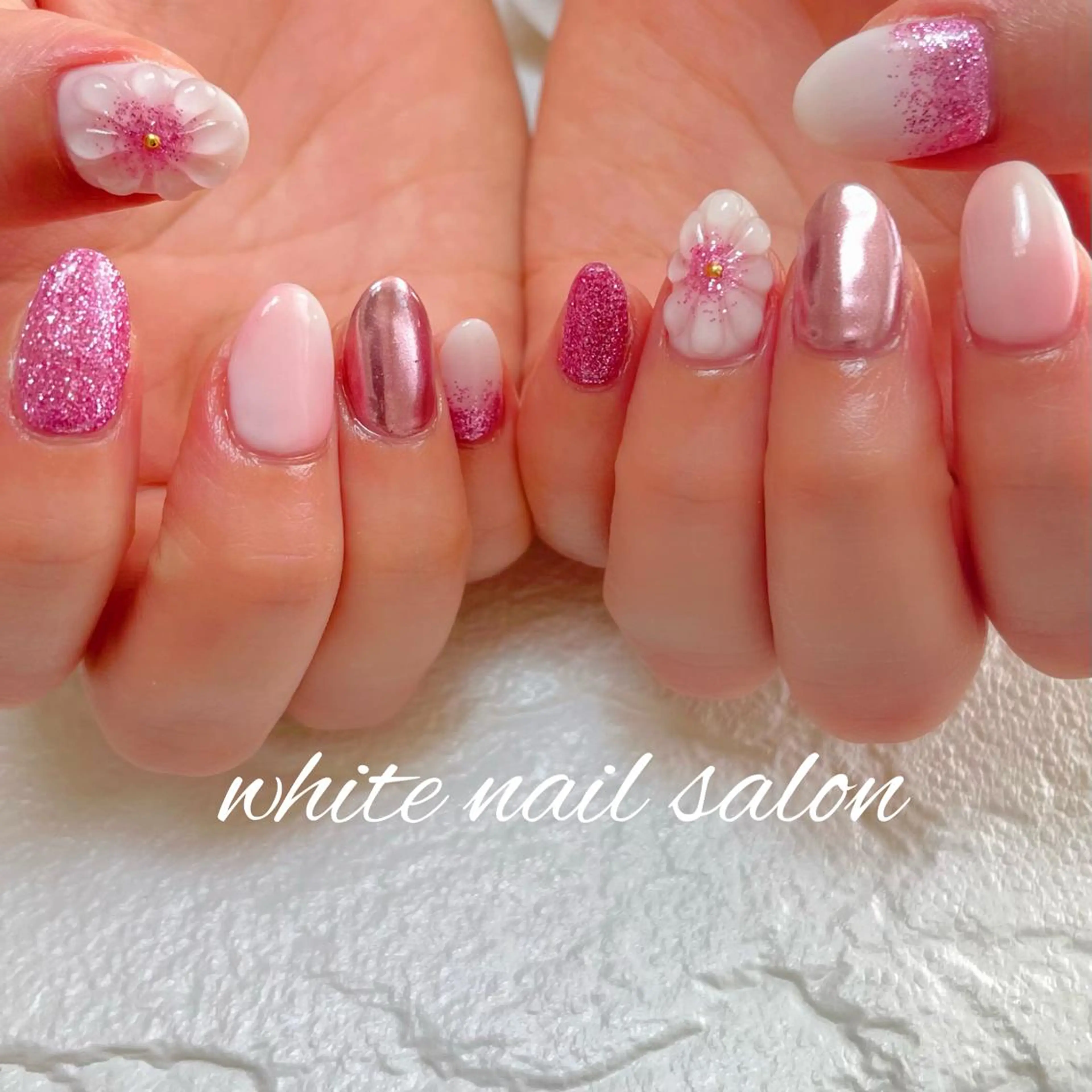 ネイル フットネイル ジェルネイル ハードジェル ラメ(グリッター) 持ち込み ハンドネイル white nail salonのネイルデザイン