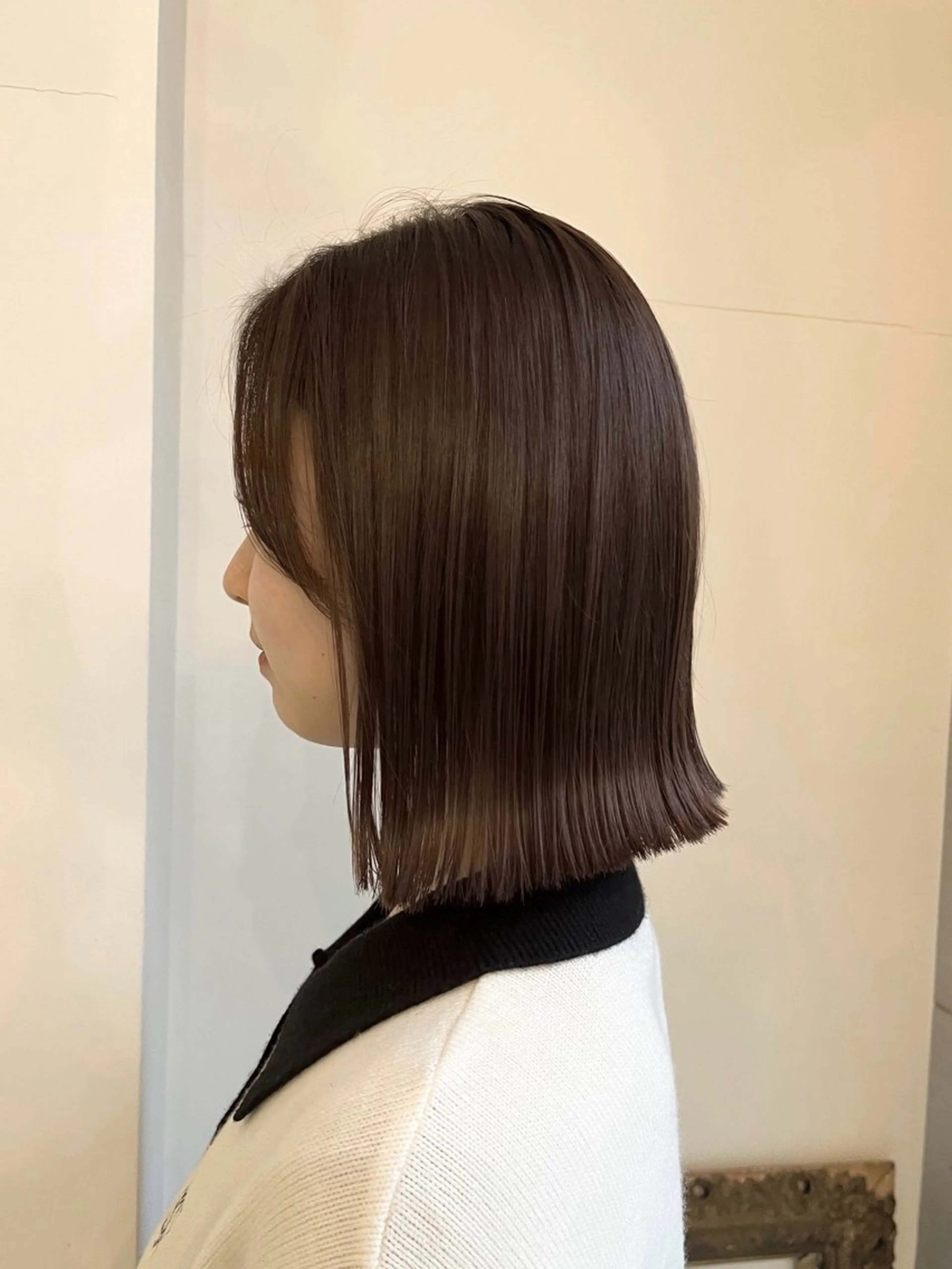 ミディアム カラー 切りっぱなしボブ ボブ カット ヘアカラー KANO🌷 ブリーチなしカラーのヘアスタイル