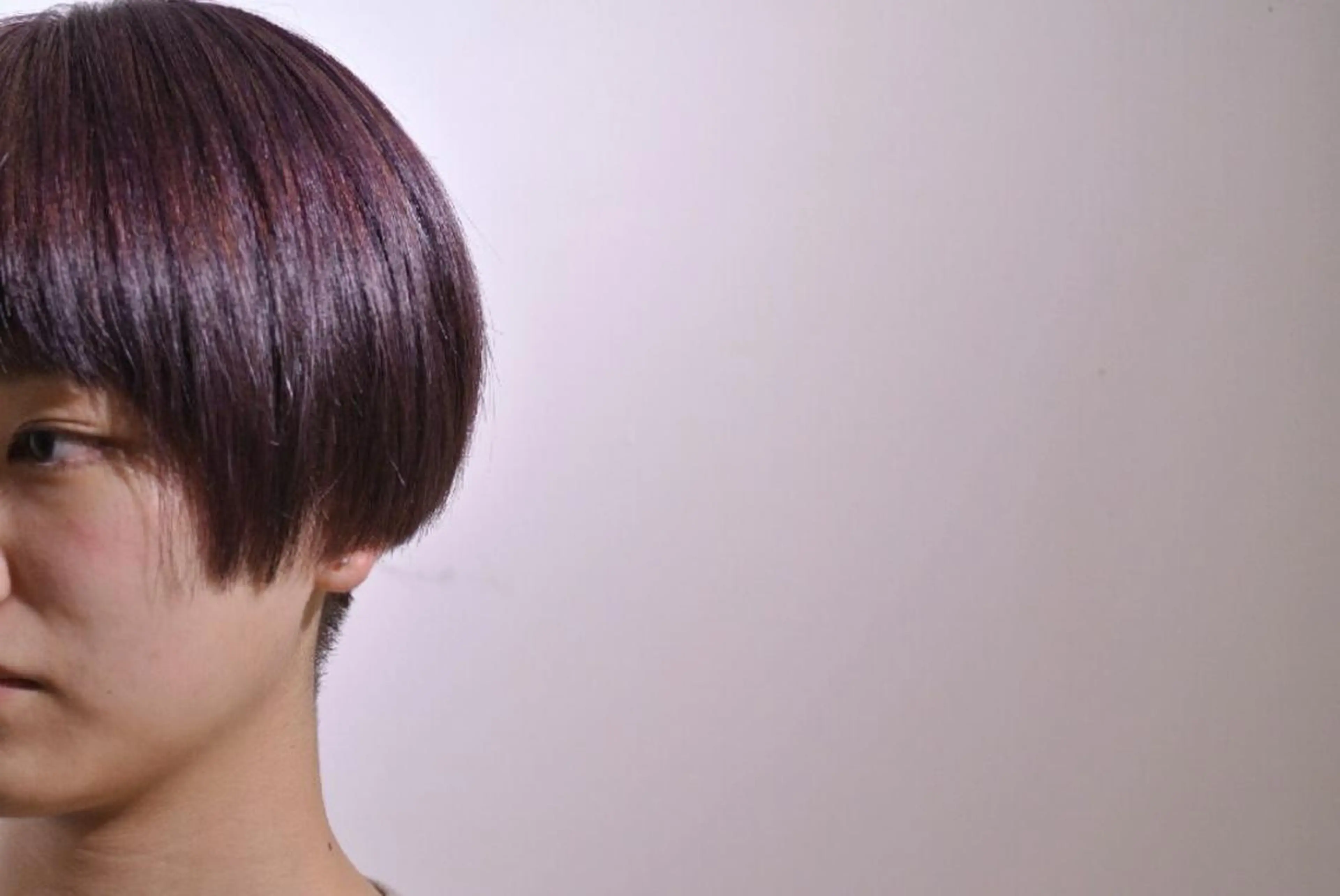 カラー バイオレットカラー 樋口 千尋のヘアスタイル