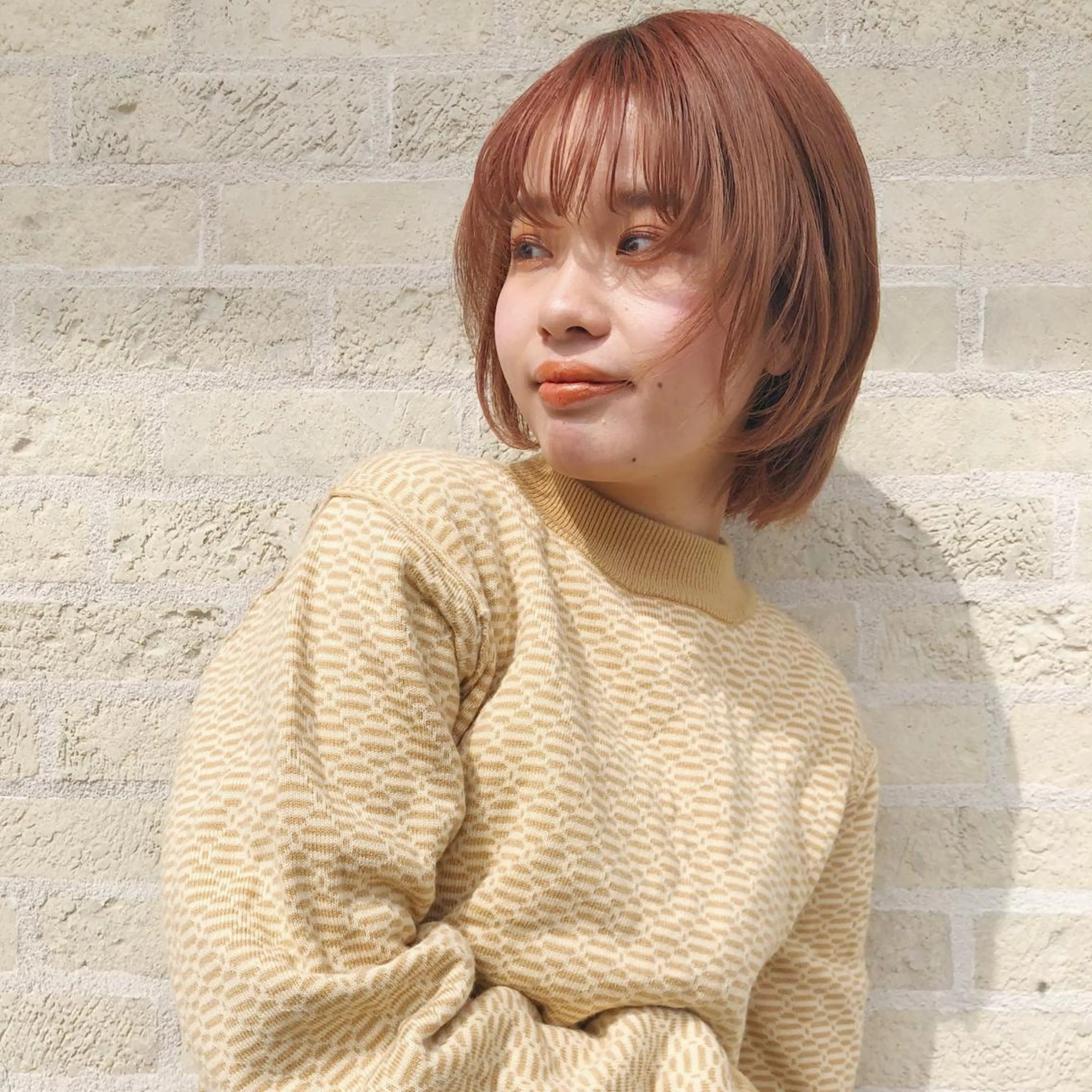 ショート カラー ベージュカラー オレンジ オレンジベージュ カット ヘアカラー トリートメント カットハウスwith所属・角田 翔太郎のヘアスタイル