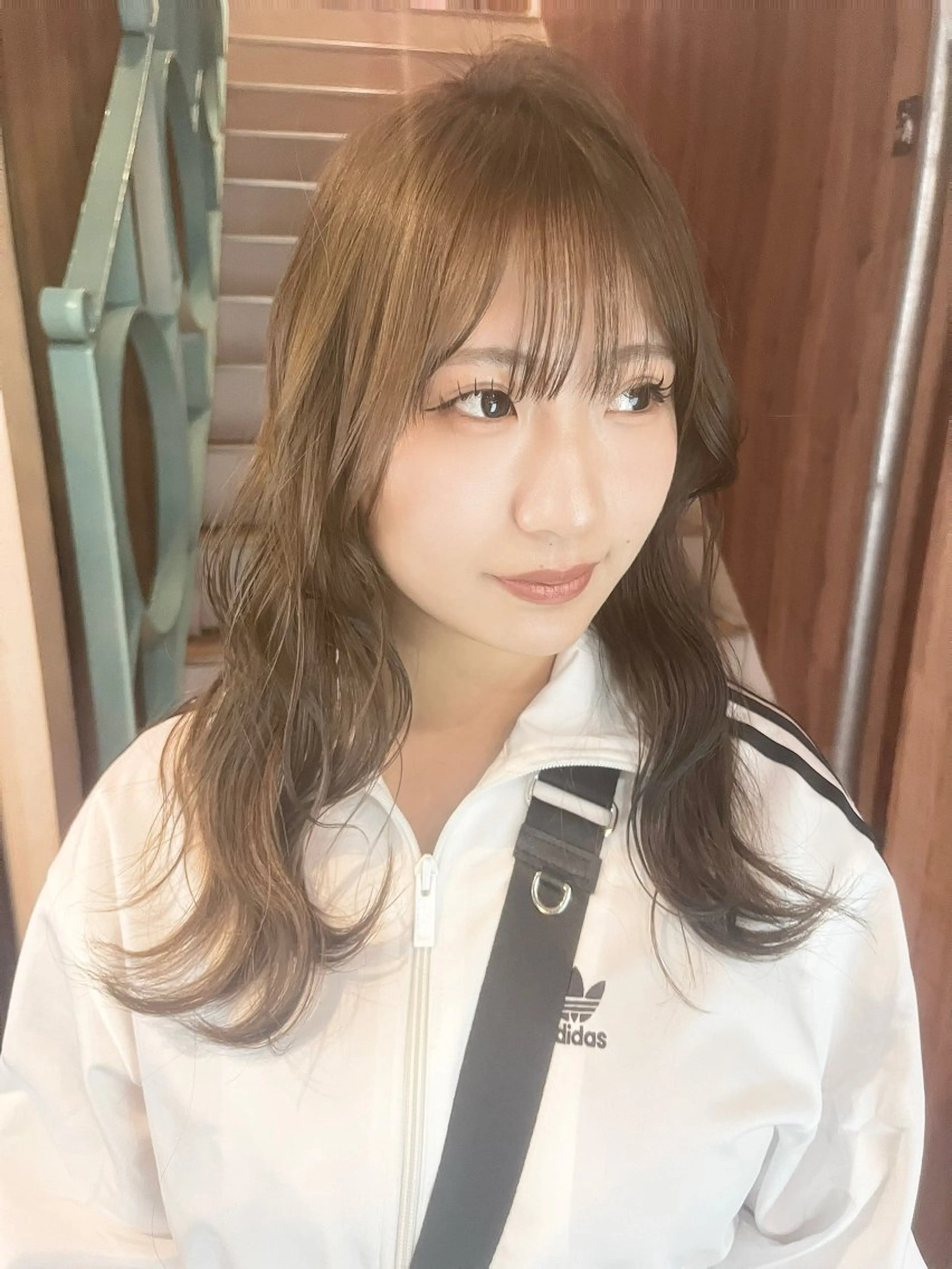ロング カラー パーマ ヘアアレンジ アディクシーカラー 透明感カラー インナーカラー カット ヘアカラー 暗髪透明感カラー/ インナー/小島良太のヘアスタイル