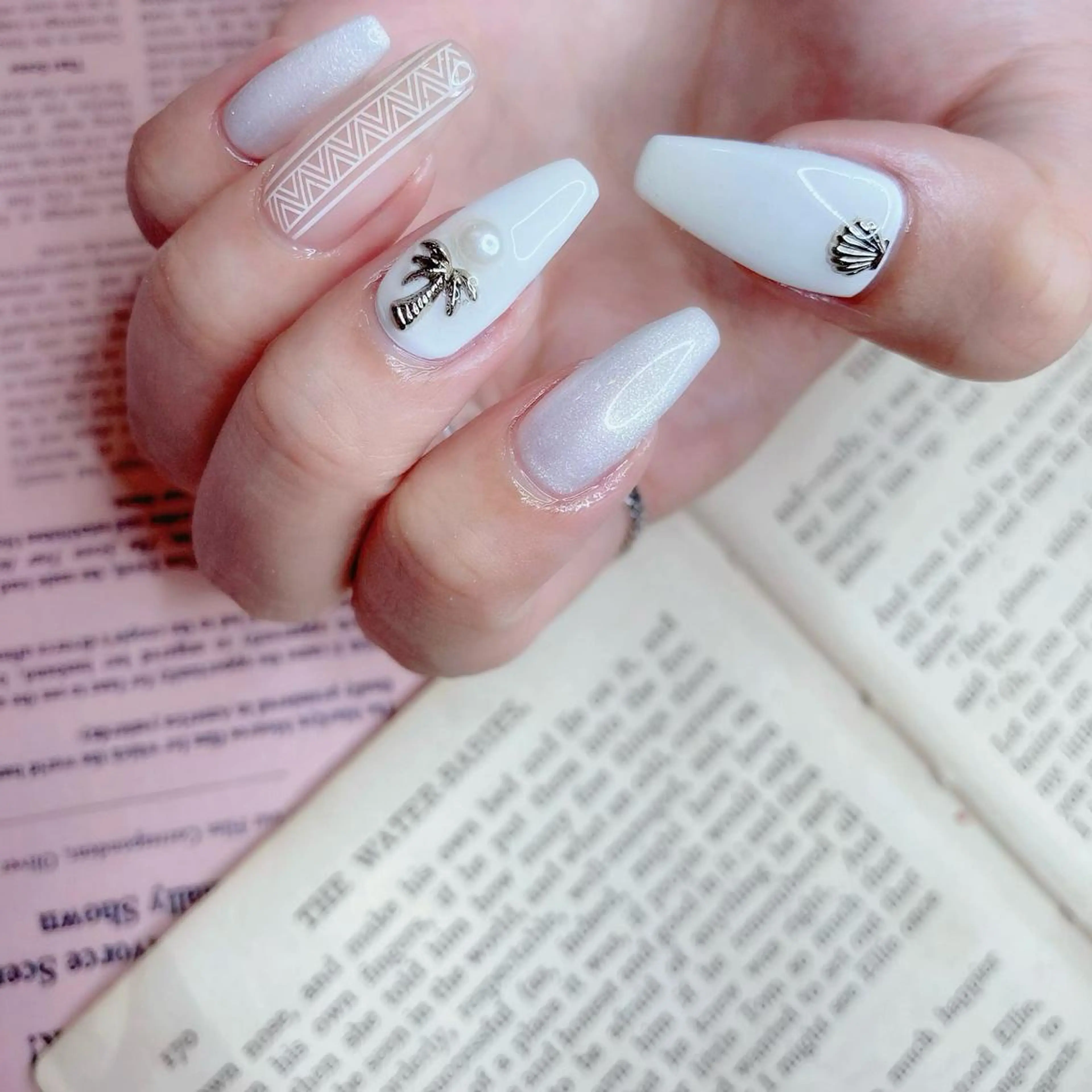 ネイル ハンドネイル NOIROUGE所属・NOI ROUGEのネイルデザイン