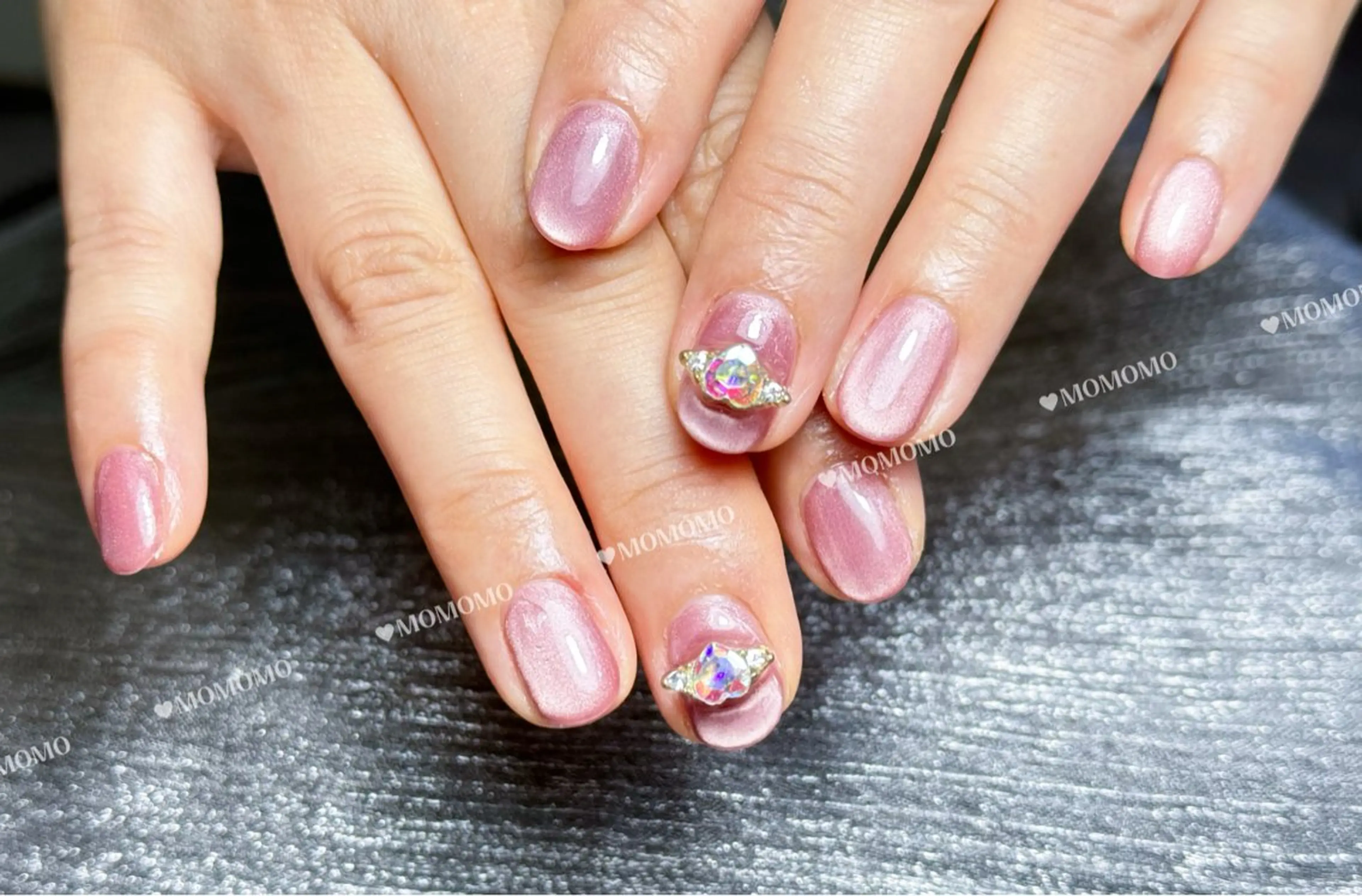 ネイル MOMO nail所属・NIITSU 川崎のネイルデザイン