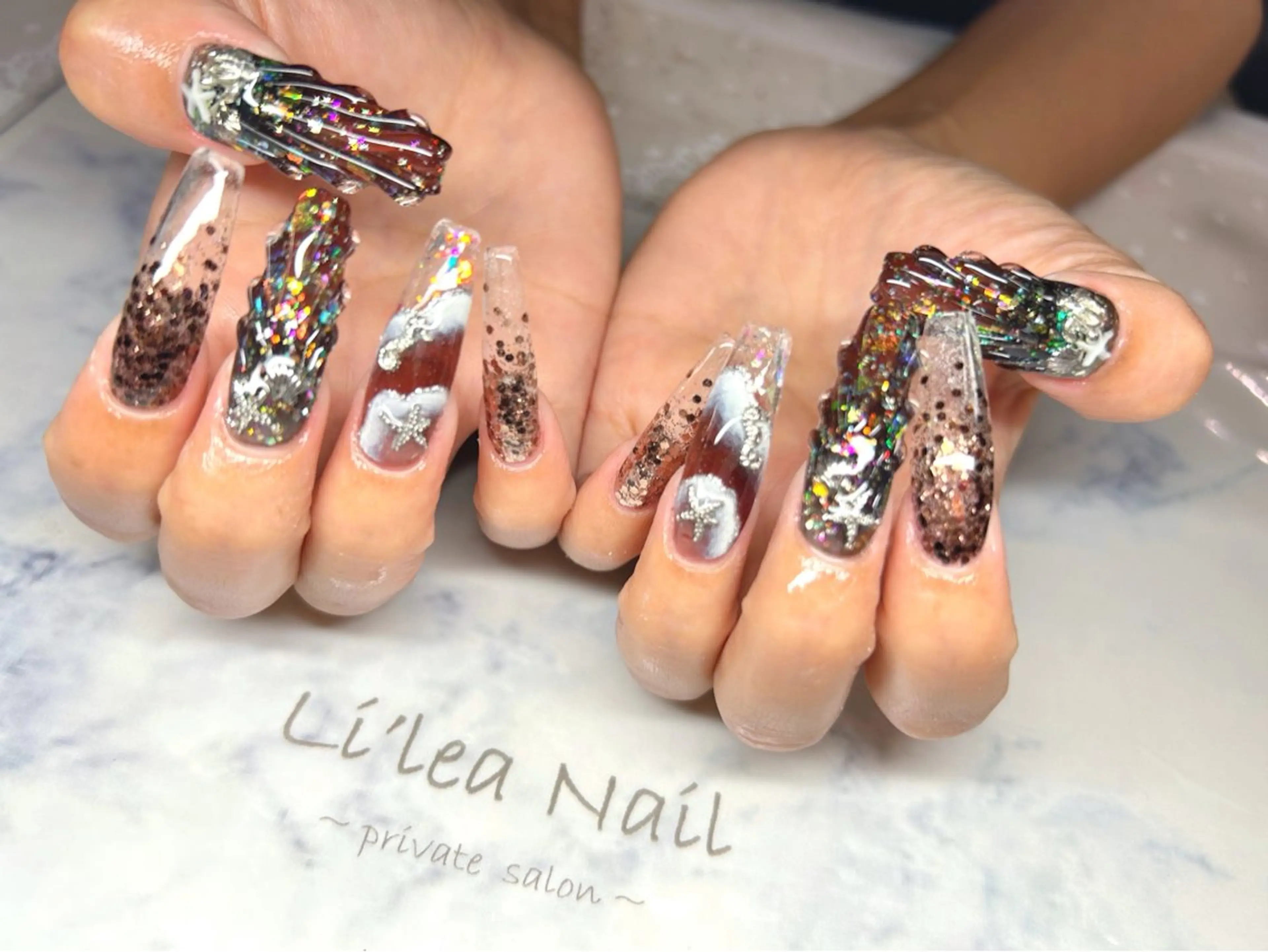 ネイル ハンドネイル Li'leaNail AINAのネイルデザイン