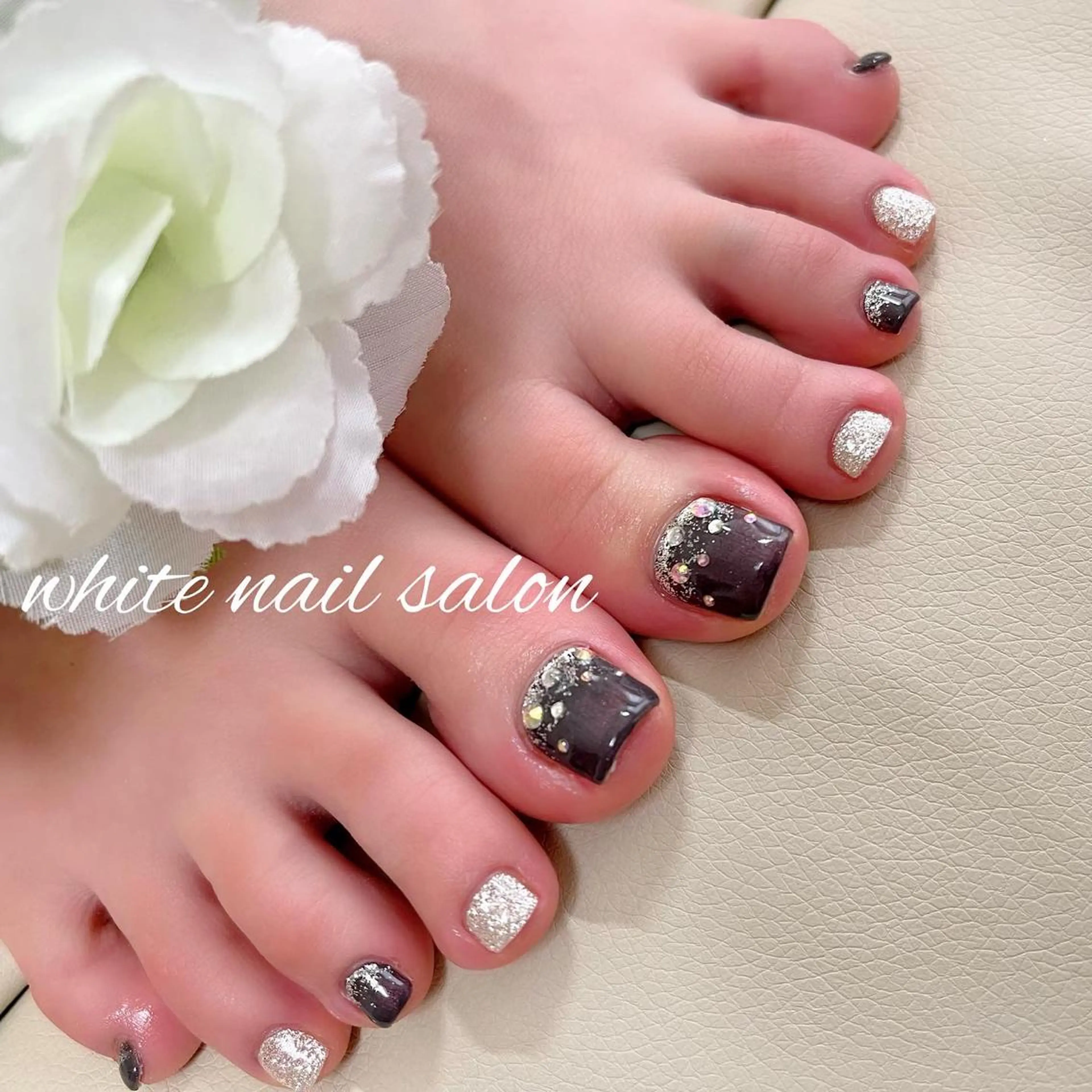 ネイル ジェルネイル ハードジェル ラメ(グリッター) 持ち込み シンプルネイル ハンドネイル white nail salonのネイルデザイン