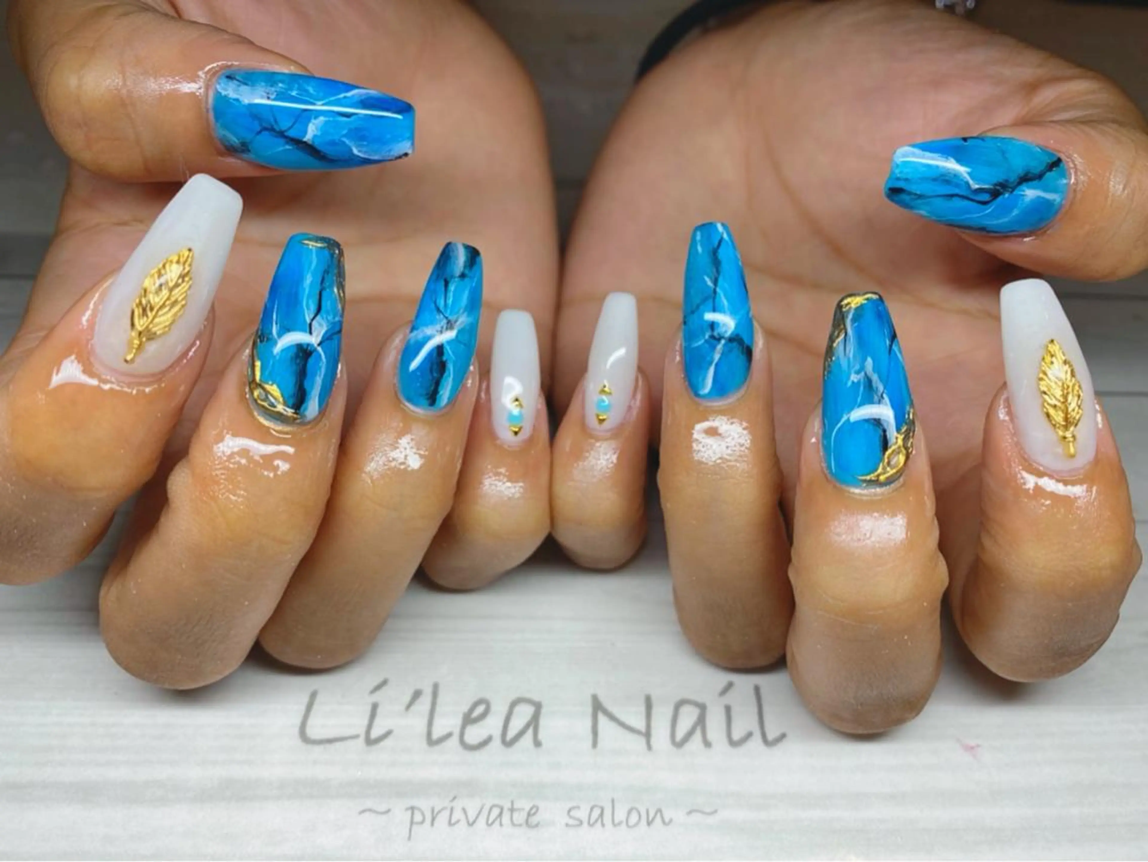 ネイル Li'leaNail AINAのネイルデザイン