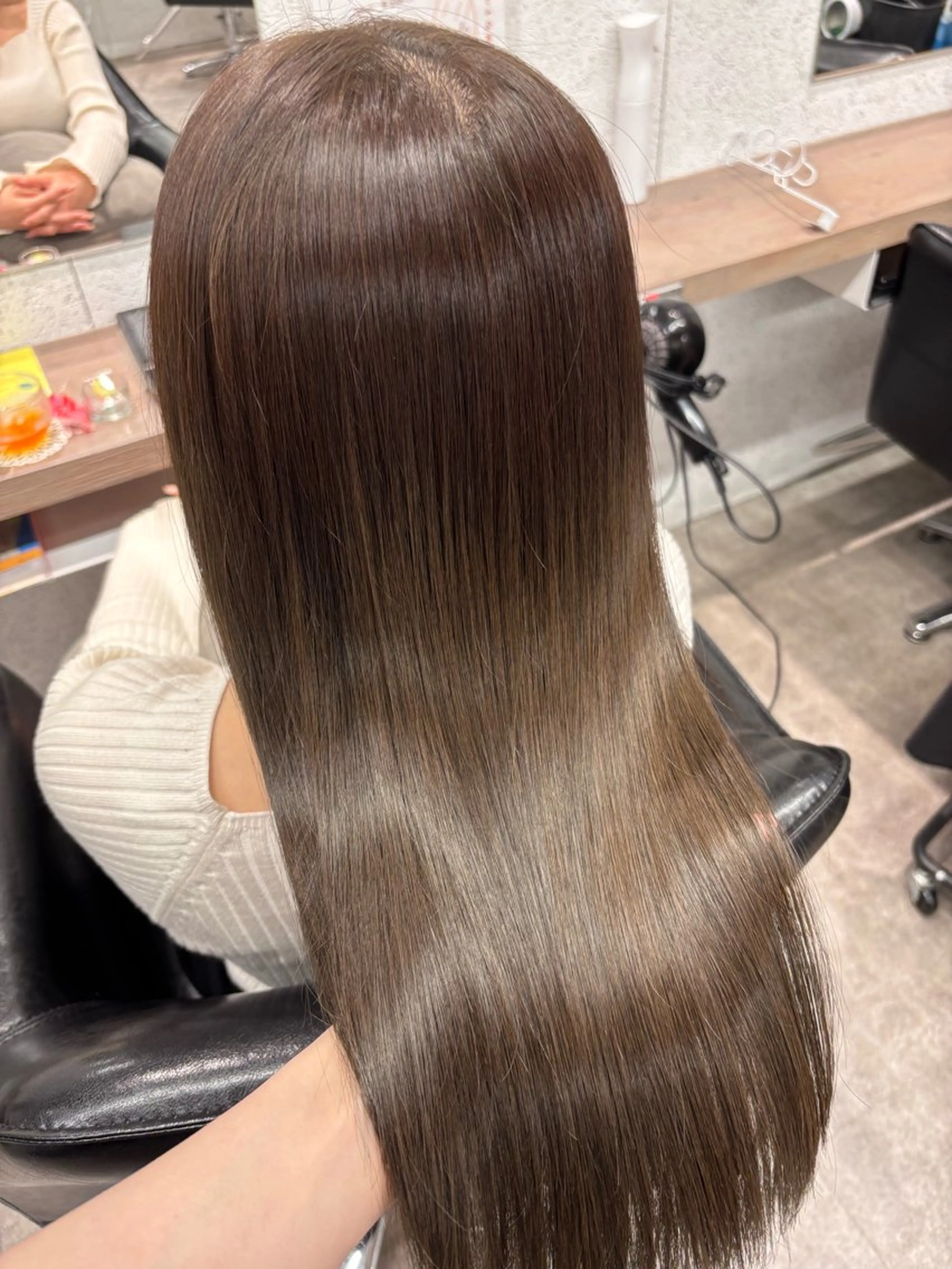 ロング カラー ベージュカラー 透明感カラー オリーブベージュ 髪質改善 カット ヘアカラー ボブ/透明感カラー/ 髪質改善/🌙/ルナのヘアスタイル